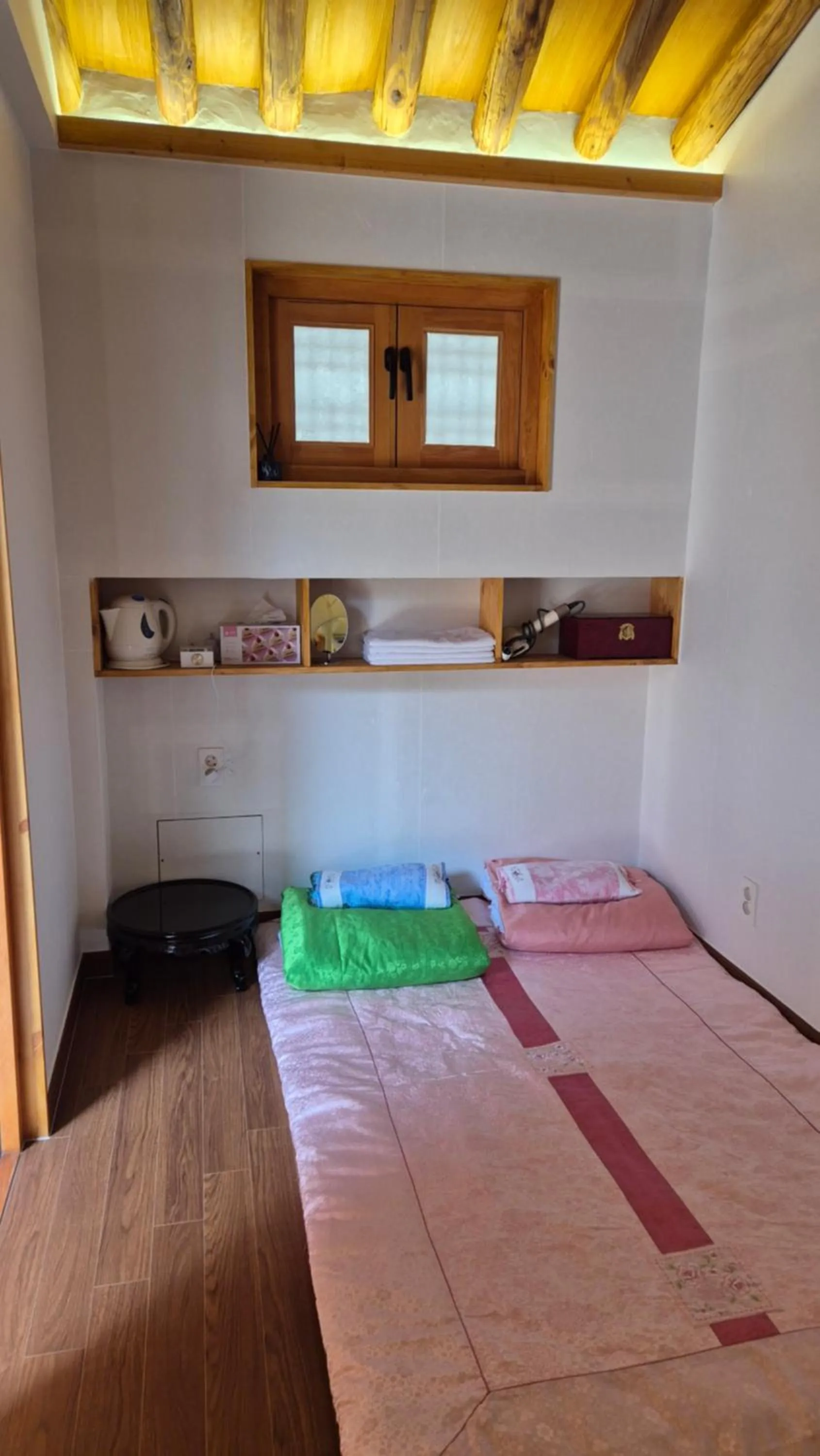 Bed in Yeonwoo House