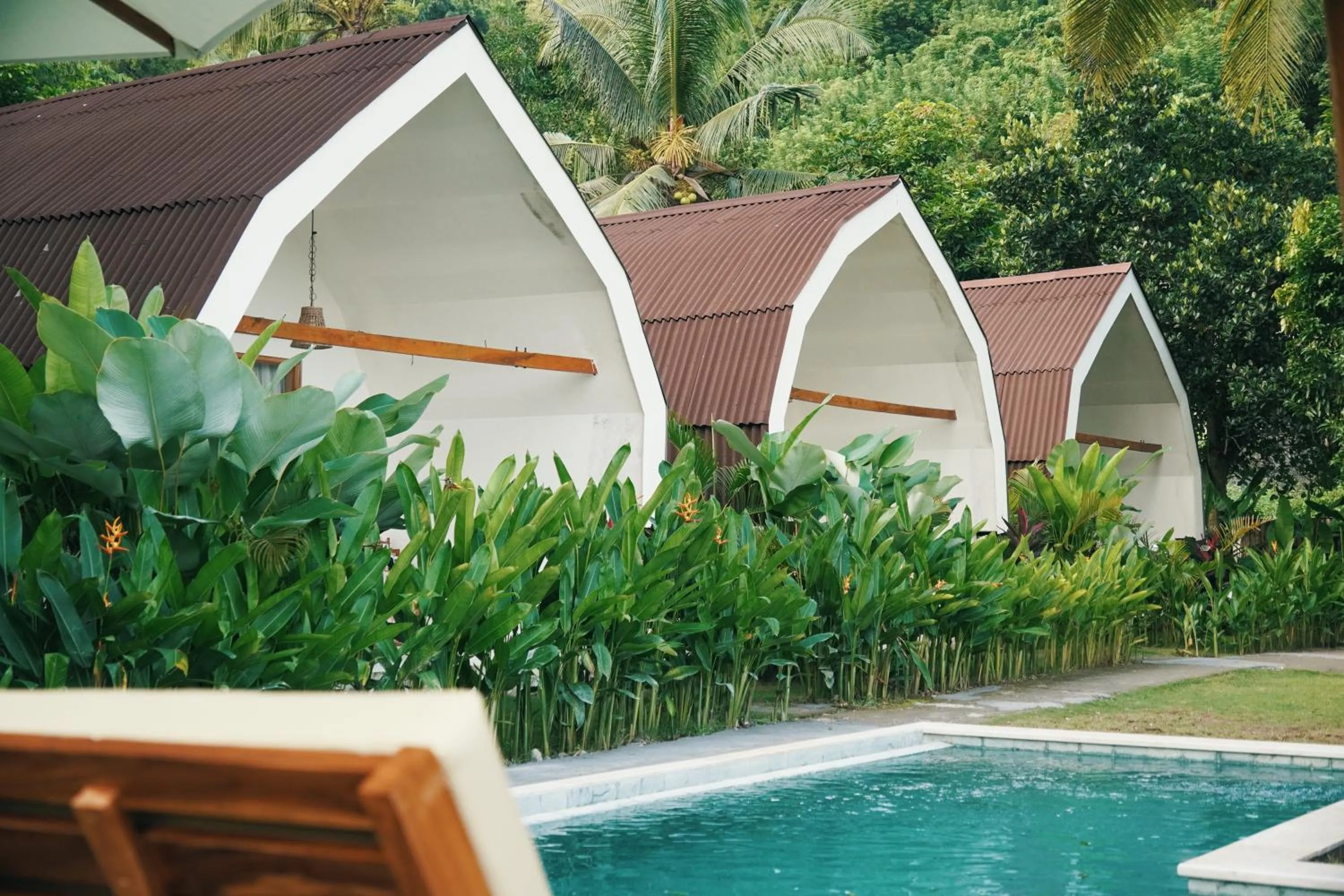 Property building in Jungle Bungalows