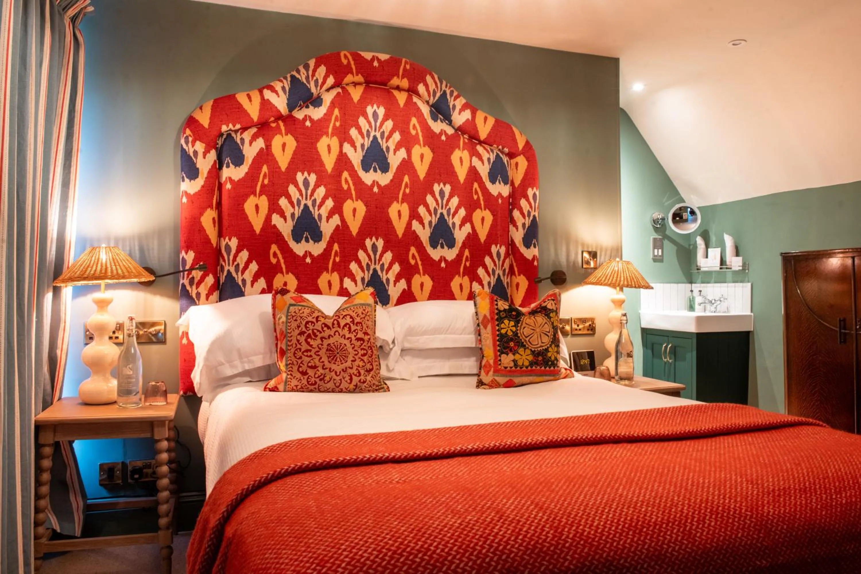 Bed in The Swan Hotel