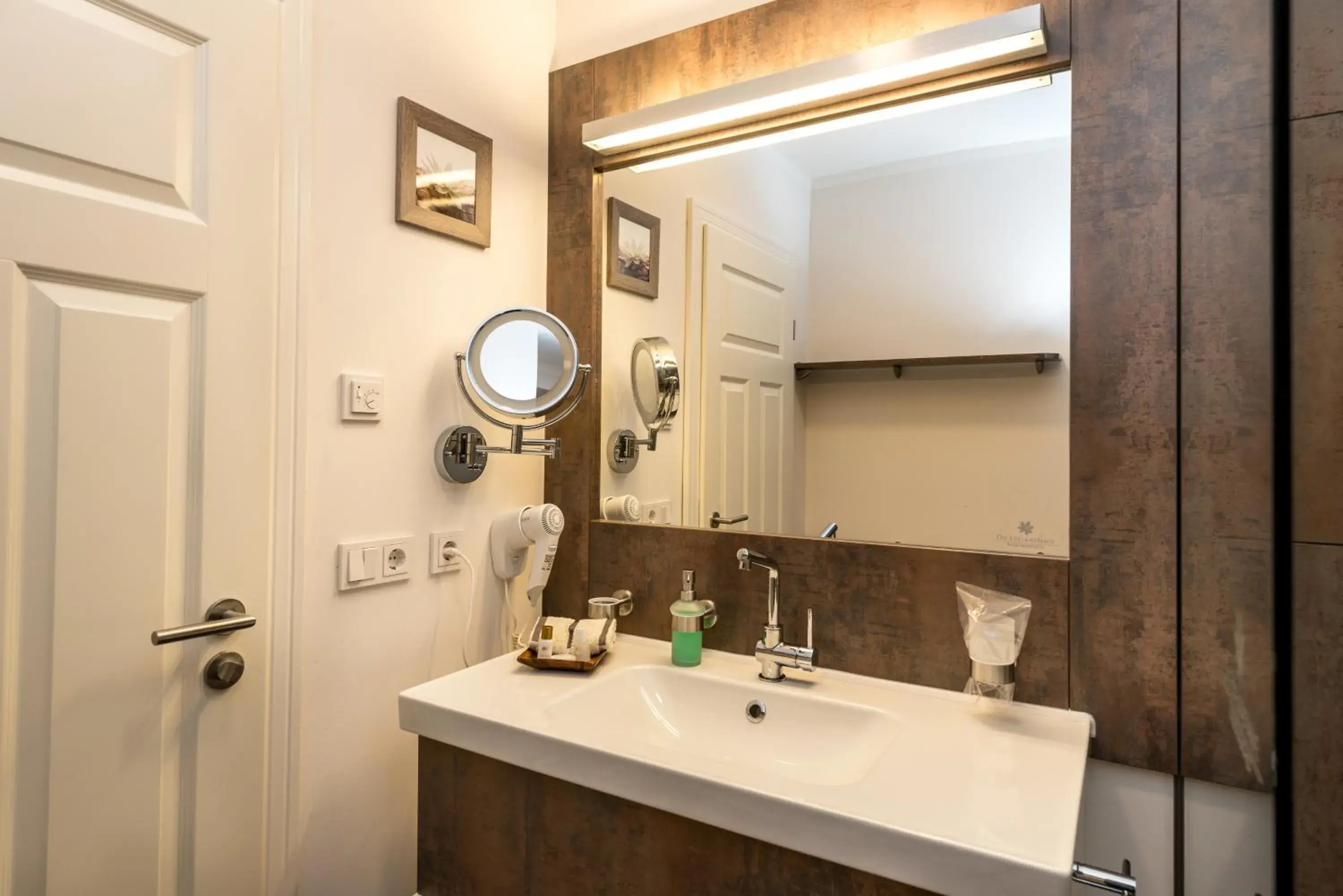 Deluxe Double Room in Die Edelkastanie Deluxe Double Room in Die Edelkastanie