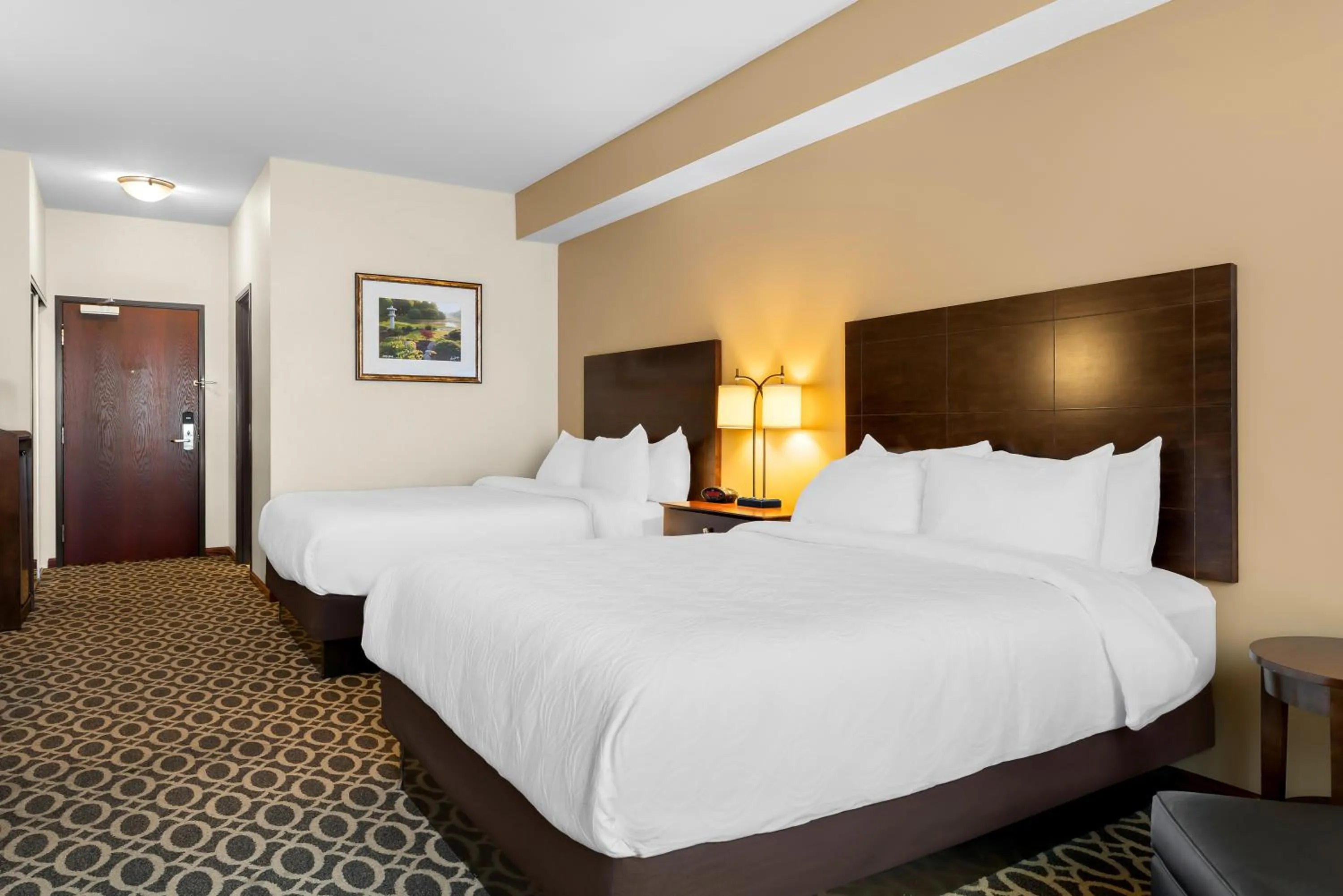 Bedroom, Bed in Best Western Paradise Inn