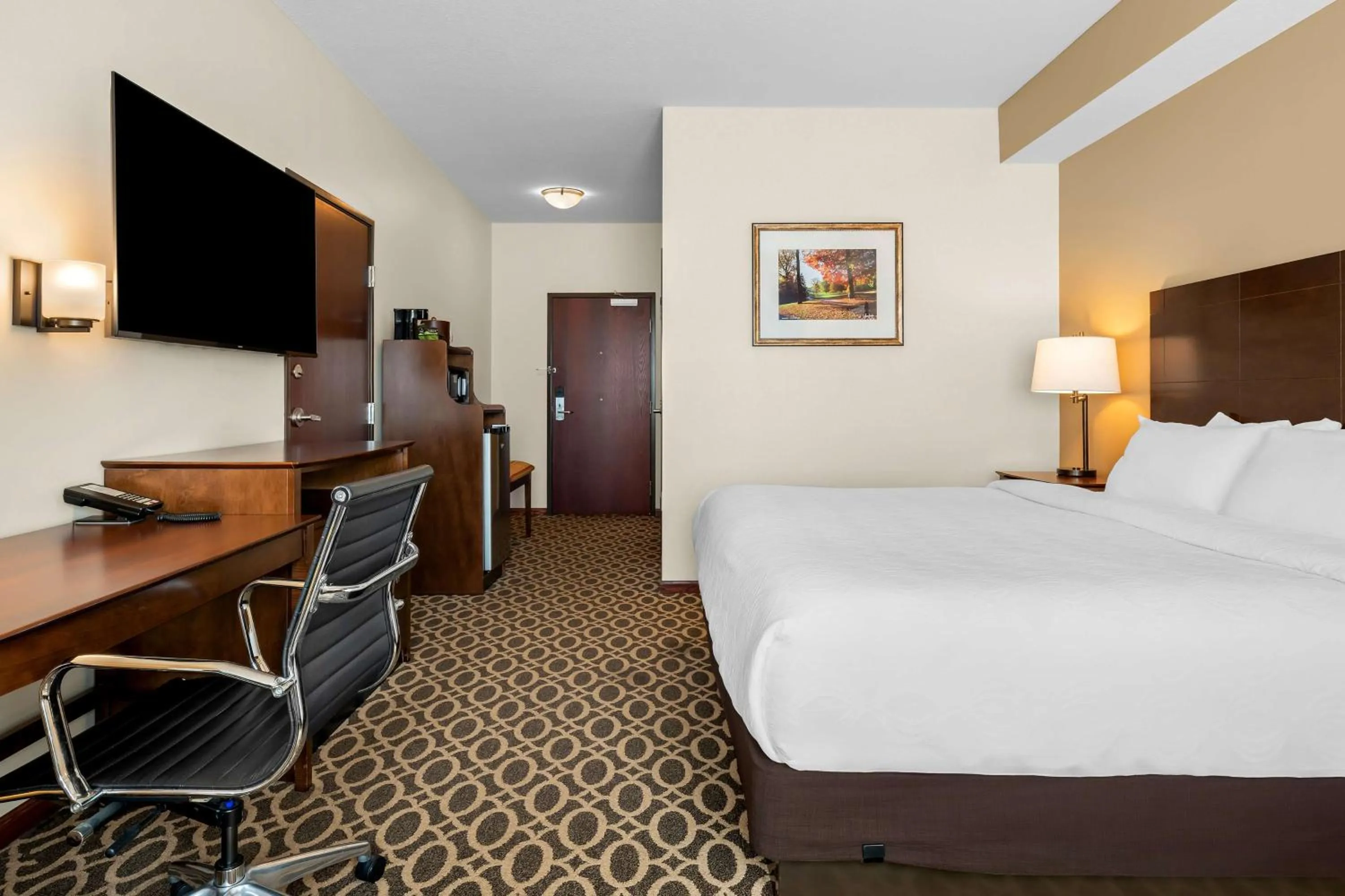 Bedroom, Bed in Best Western Paradise Inn