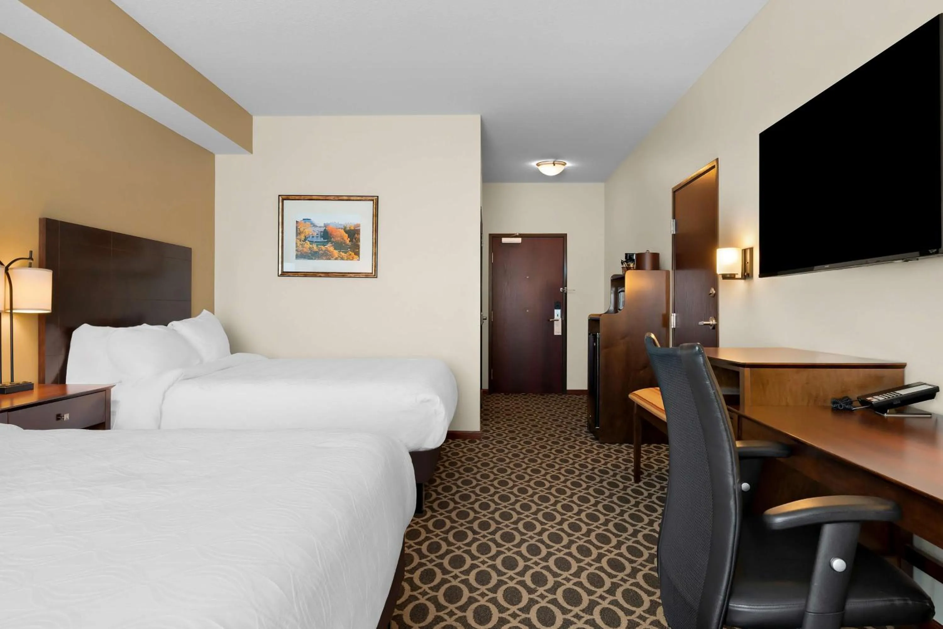 Bedroom, Bed in Best Western Paradise Inn