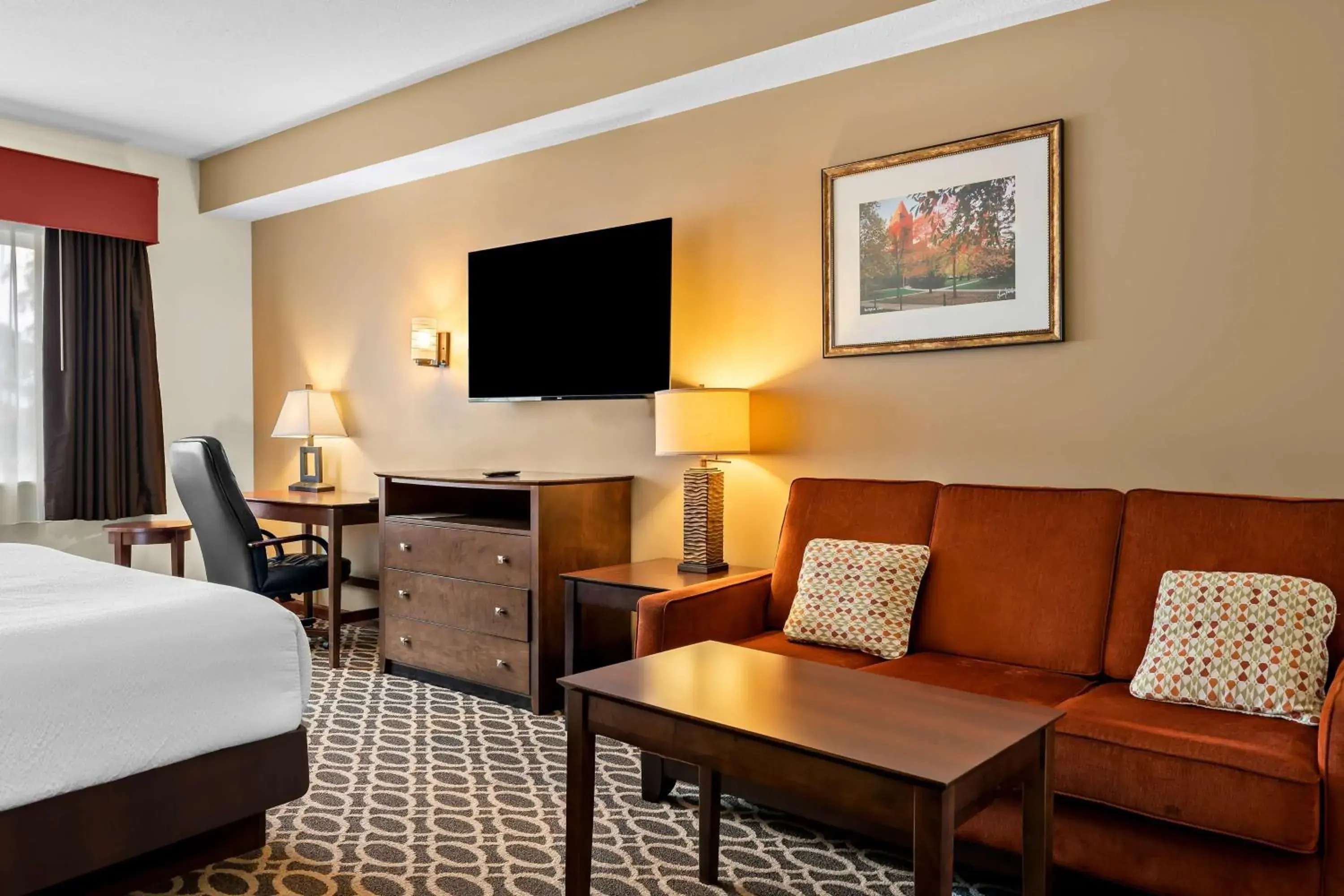 Bedroom, Bed in Best Western Paradise Inn Bedroom, Bed in Best Western Paradise Inn