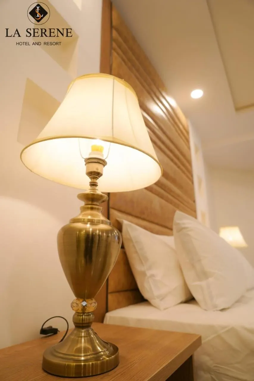 Restaurant/places to eat, Bed in La Serene Hotel and Resort Kalam by Khan Familia Travels