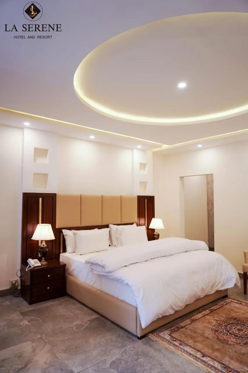 Restaurant/places to eat, Bed in La Serene Hotel and Resort Kalam by Khan Familia Travels