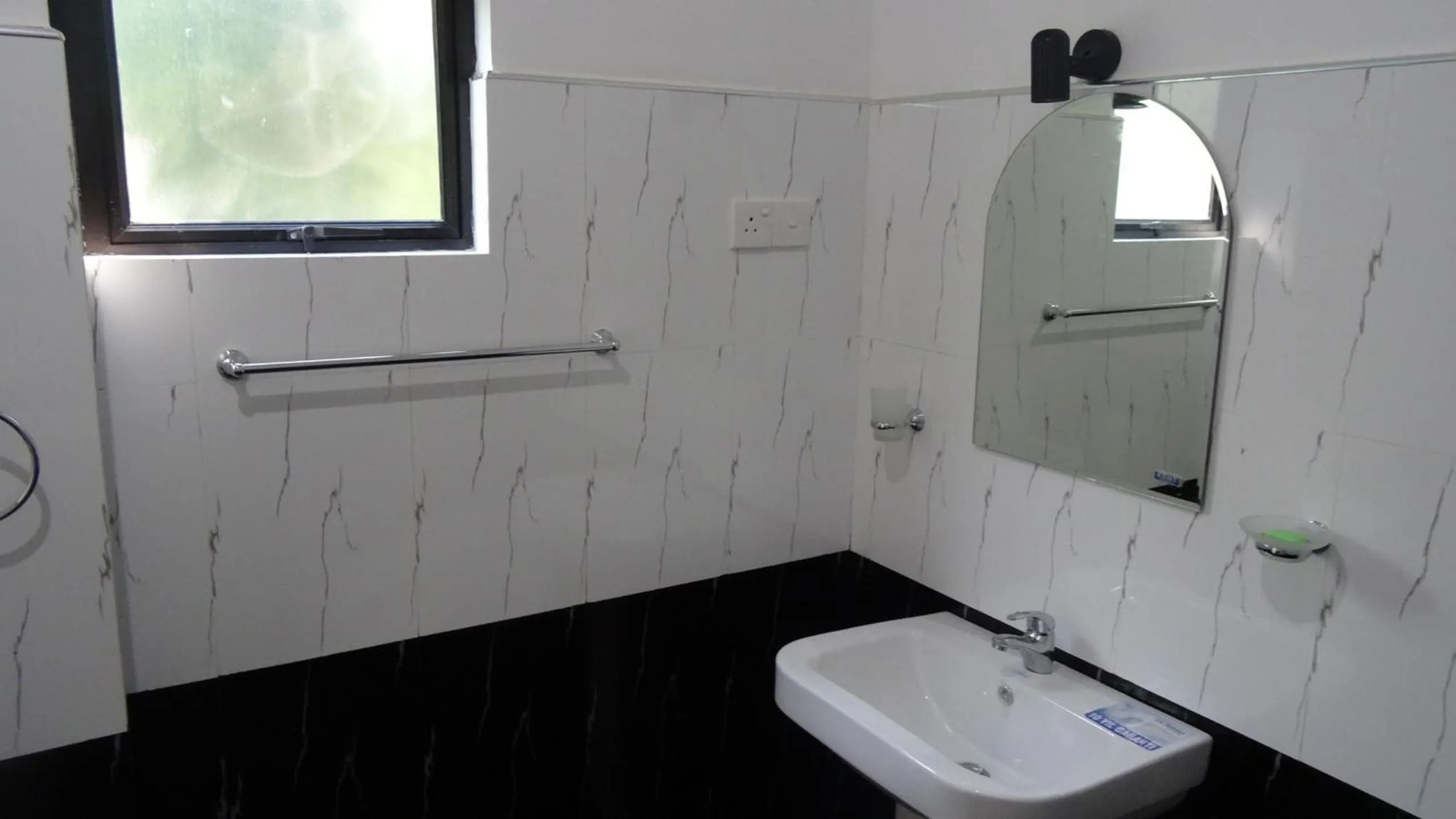 Bathroom in Mirissa Cocoon