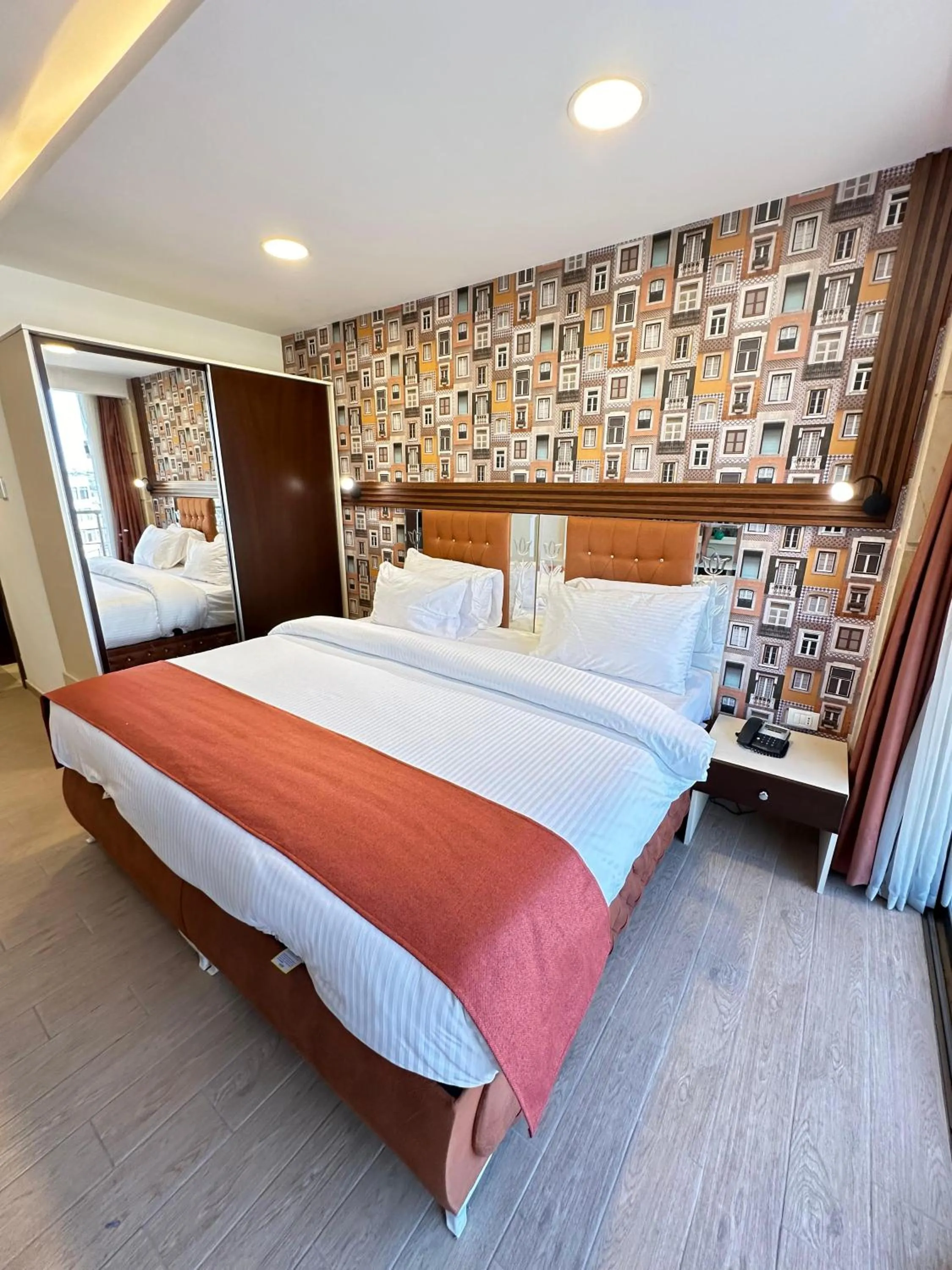 Bedroom, Bed in Londrina Hotel