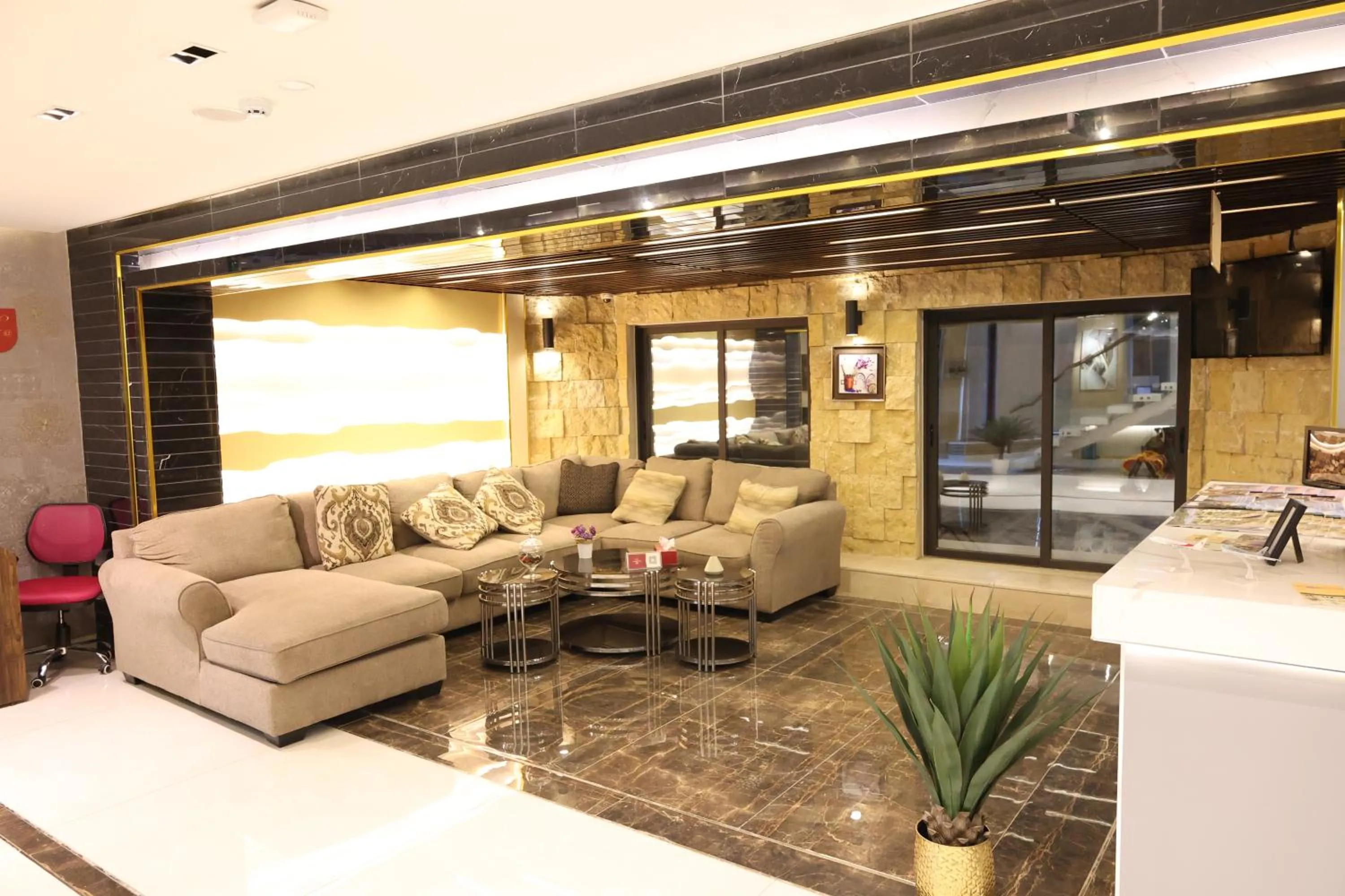 Lobby or reception in Londrina Hotel