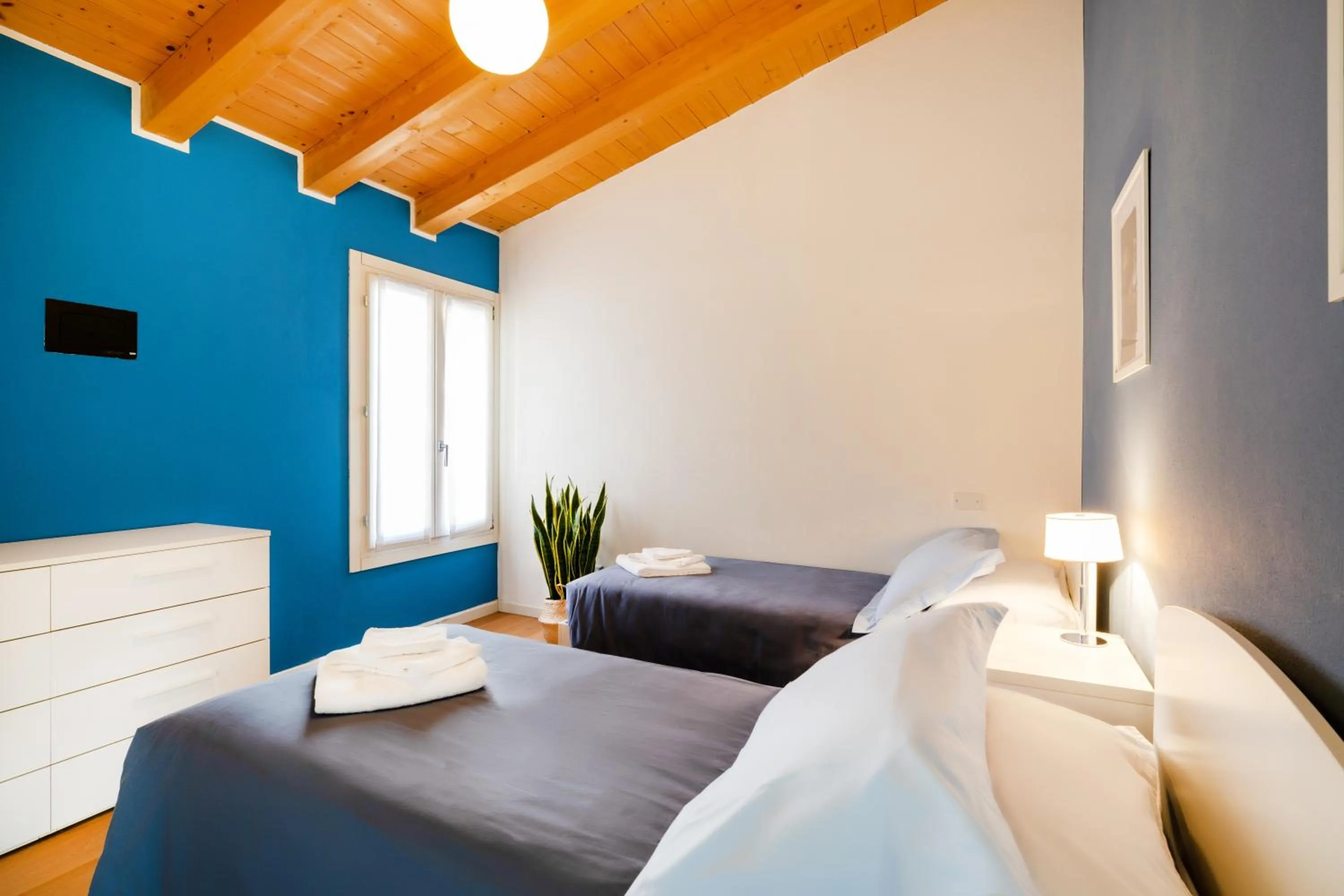 Bed in Ca' Degli Antichi Giardini Apartments