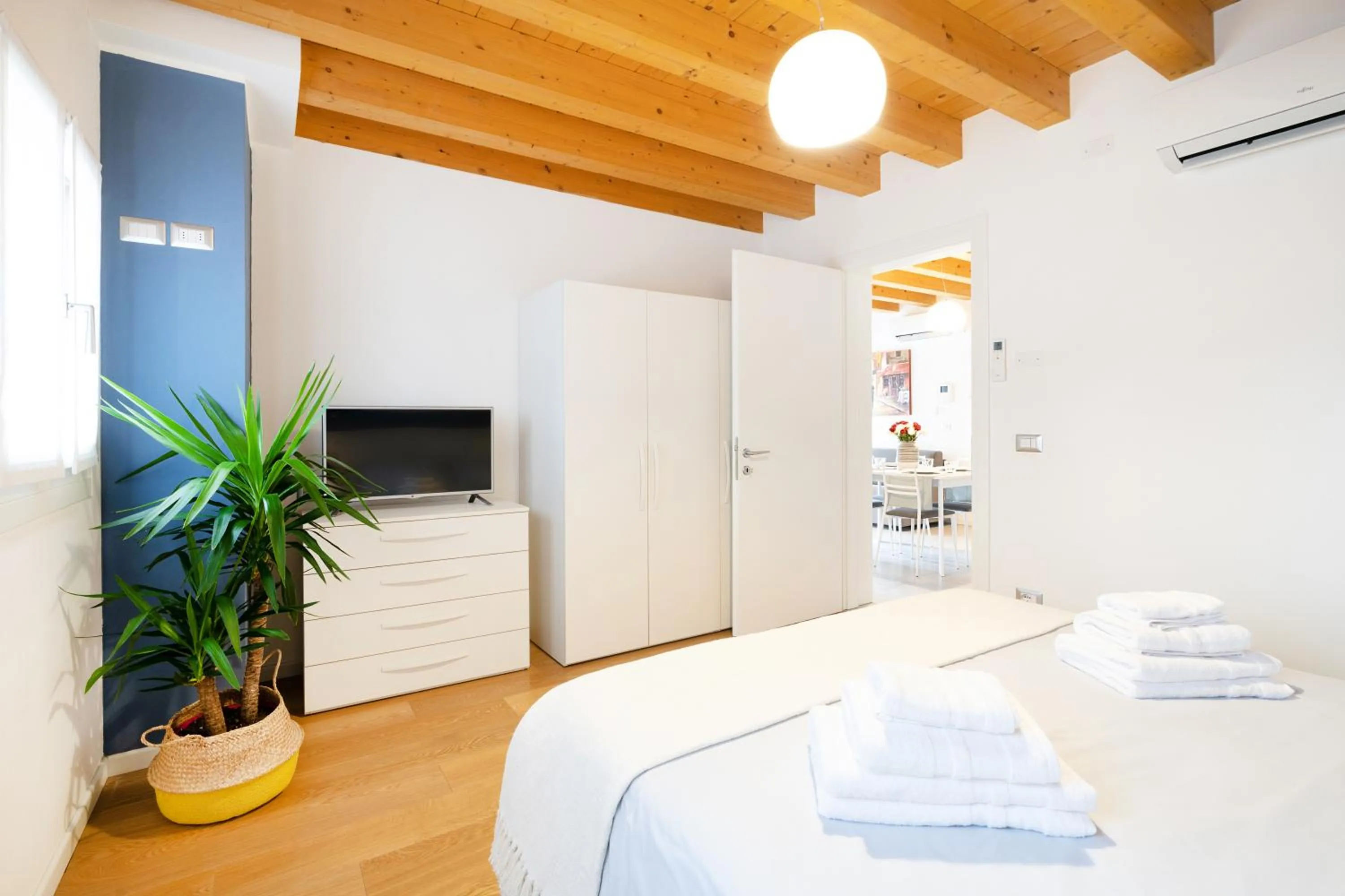 Bed in Ca' Degli Antichi Giardini Apartments