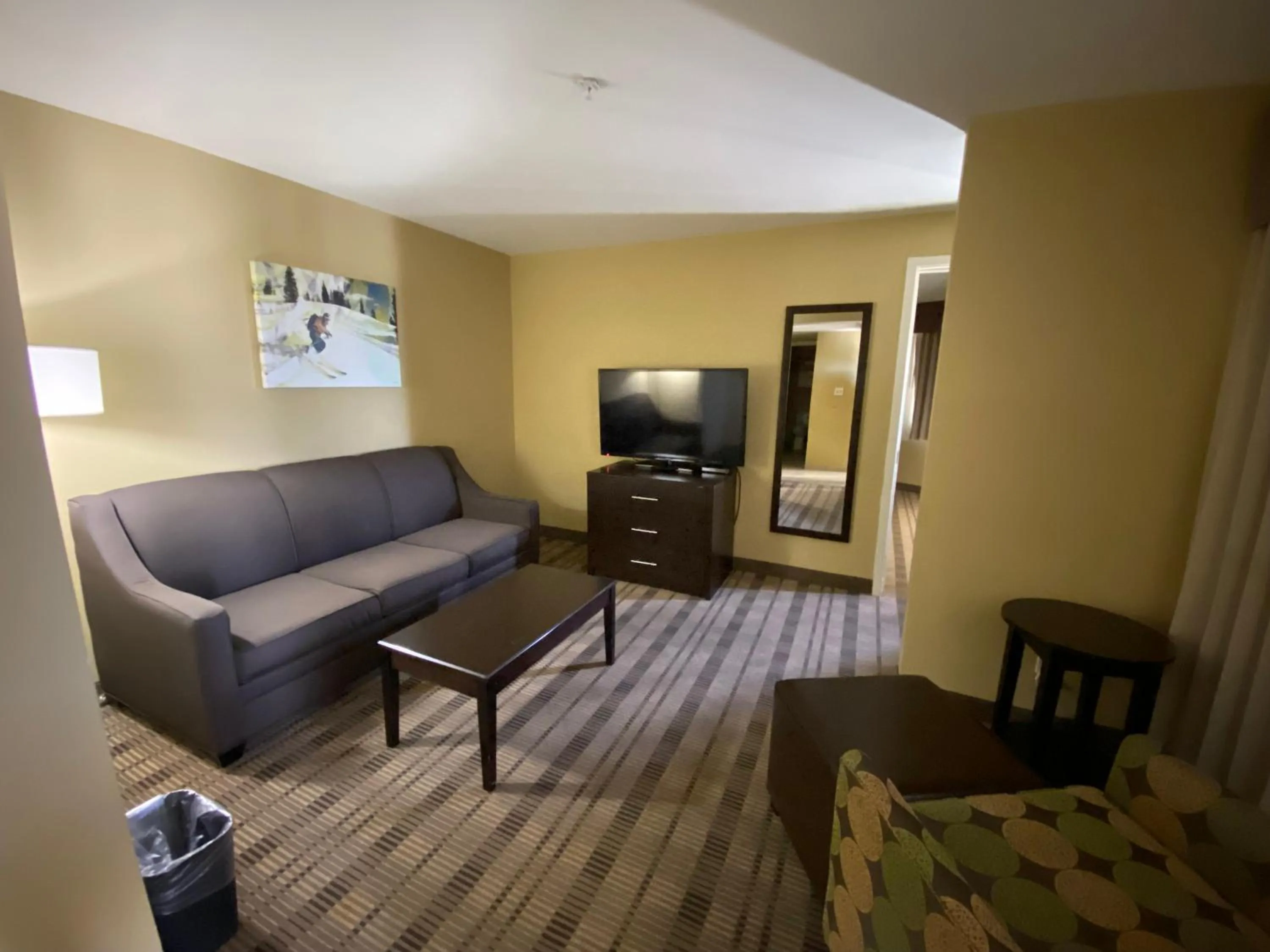 Living room in Pagosa Lodge