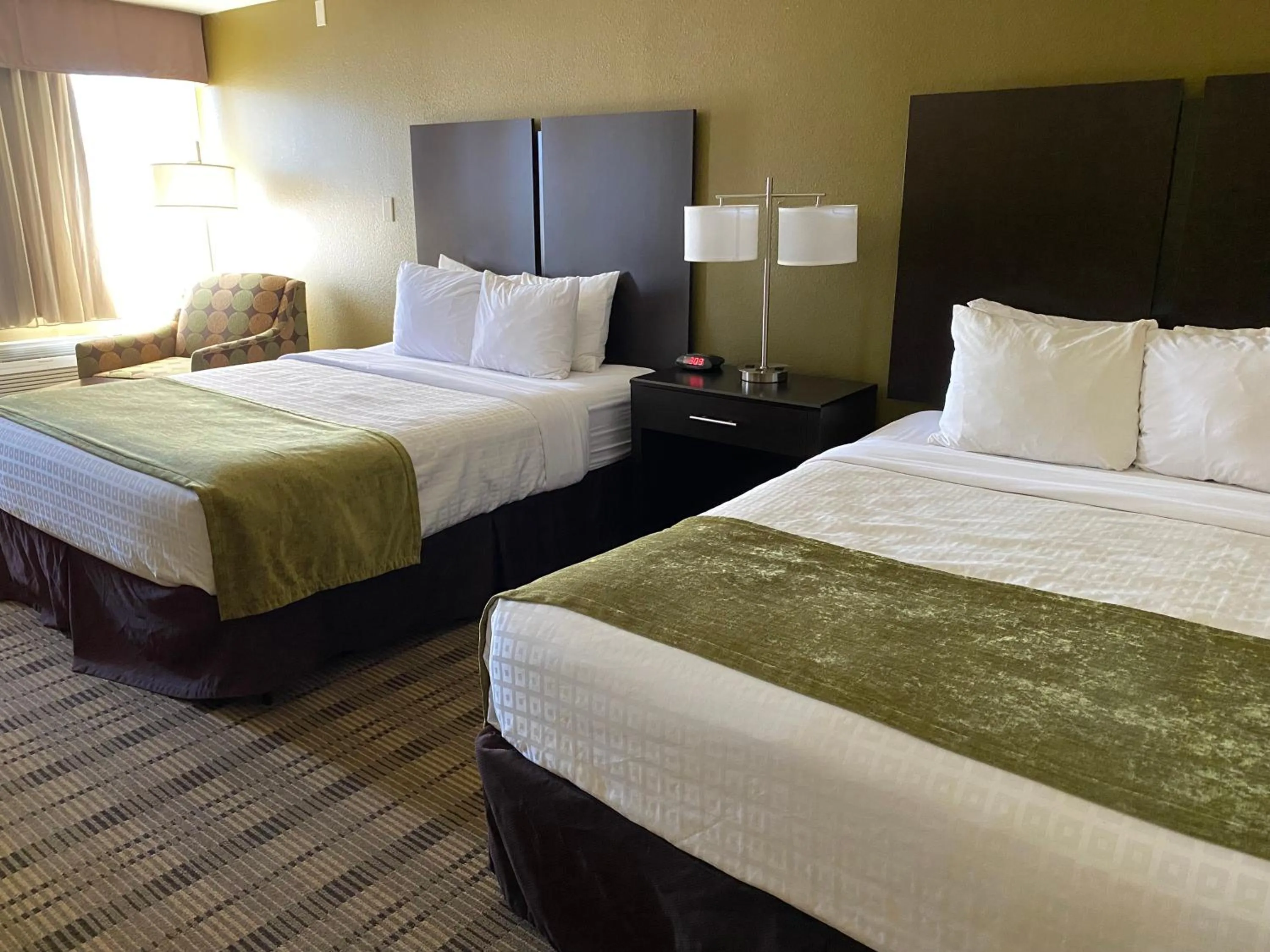 Bedroom, Bed in Pagosa Lodge