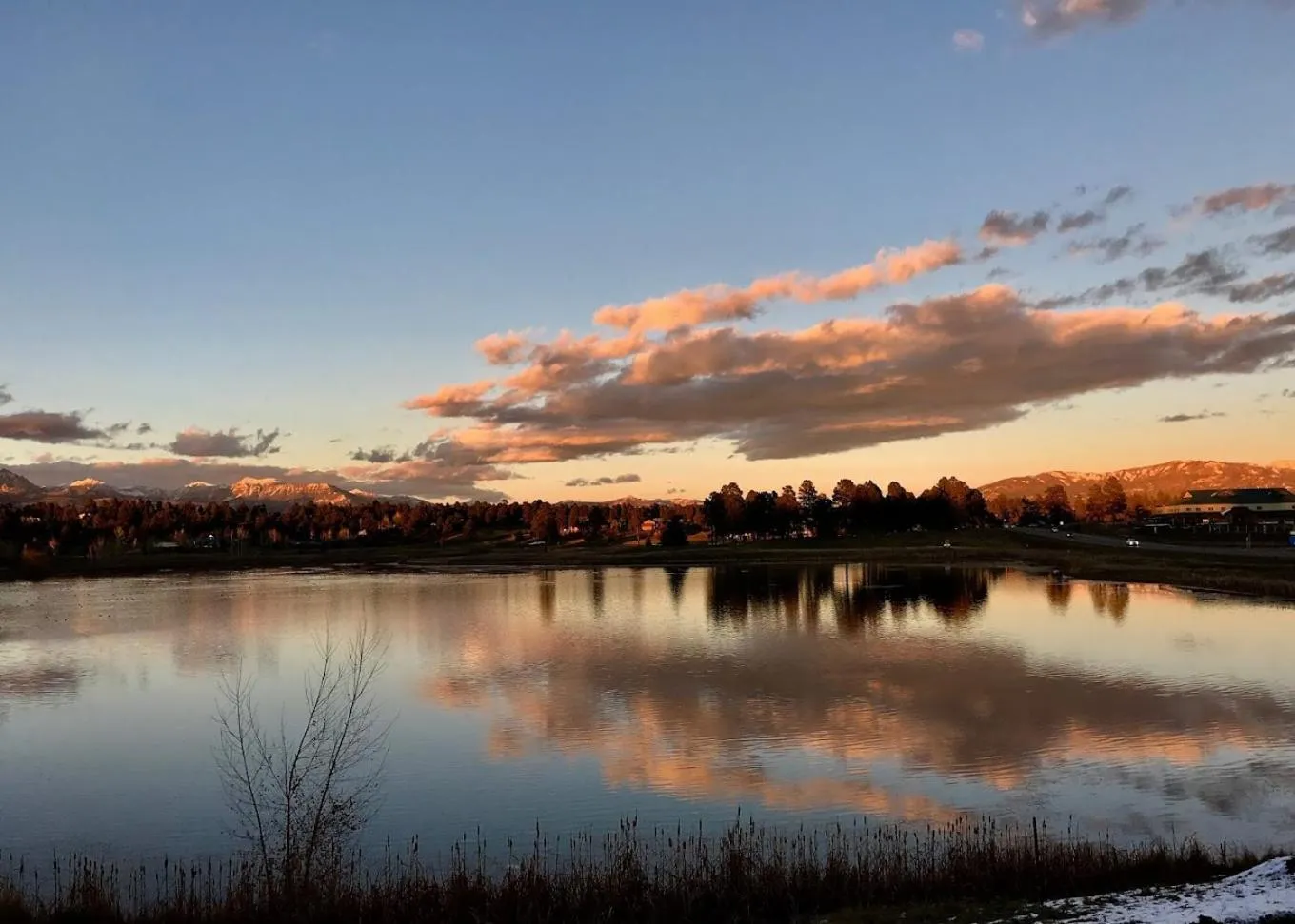 Lake view in Pagosa Lodge