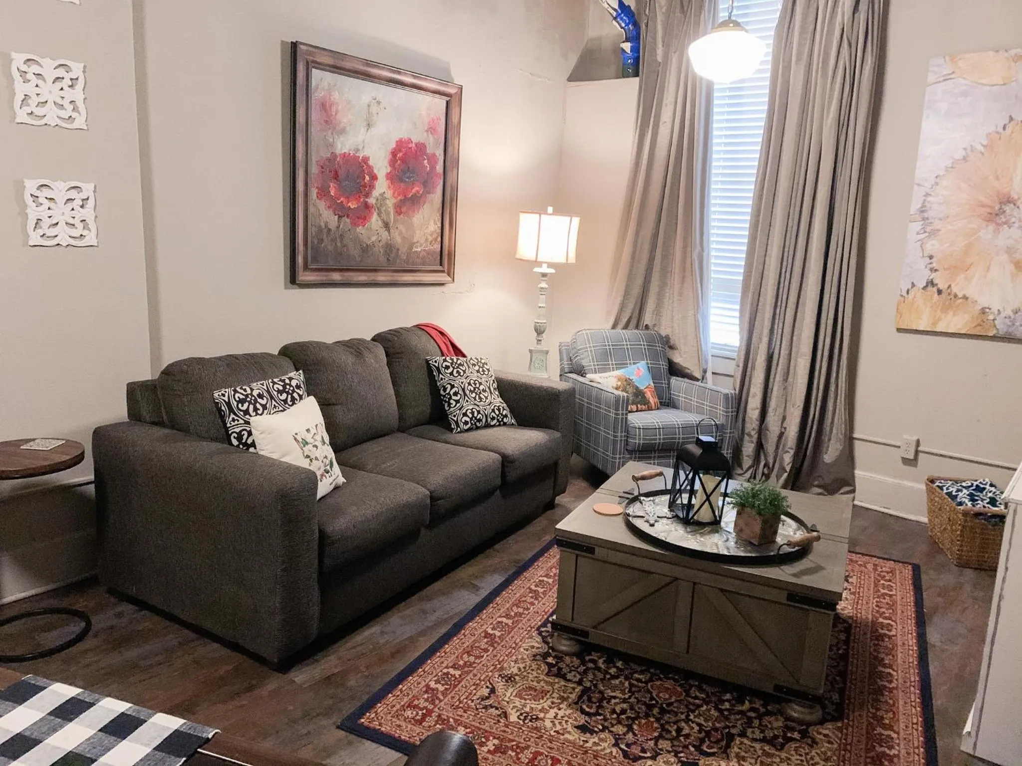 Living room in The Loft on the Square