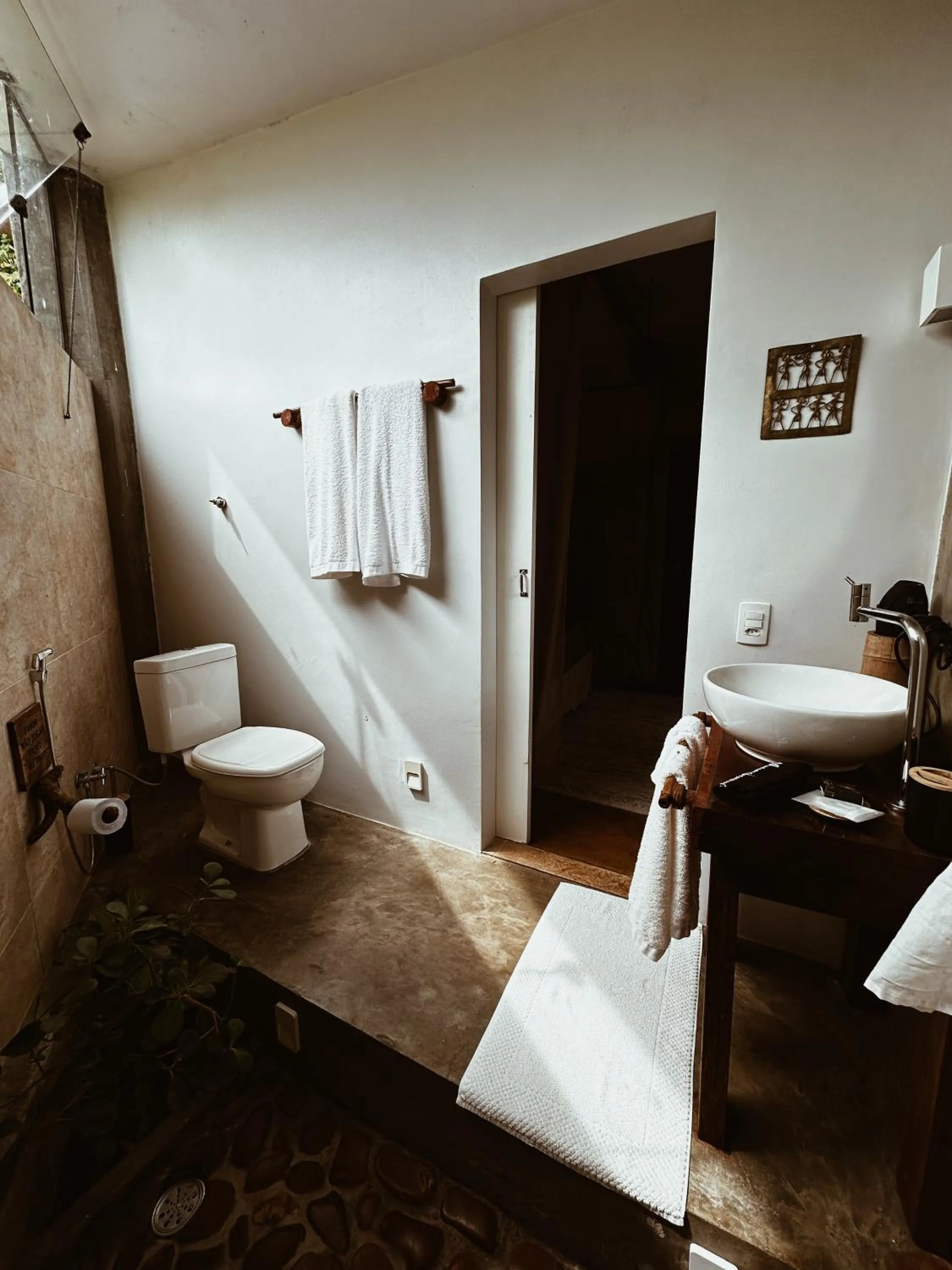 Shower in Vila Abaton