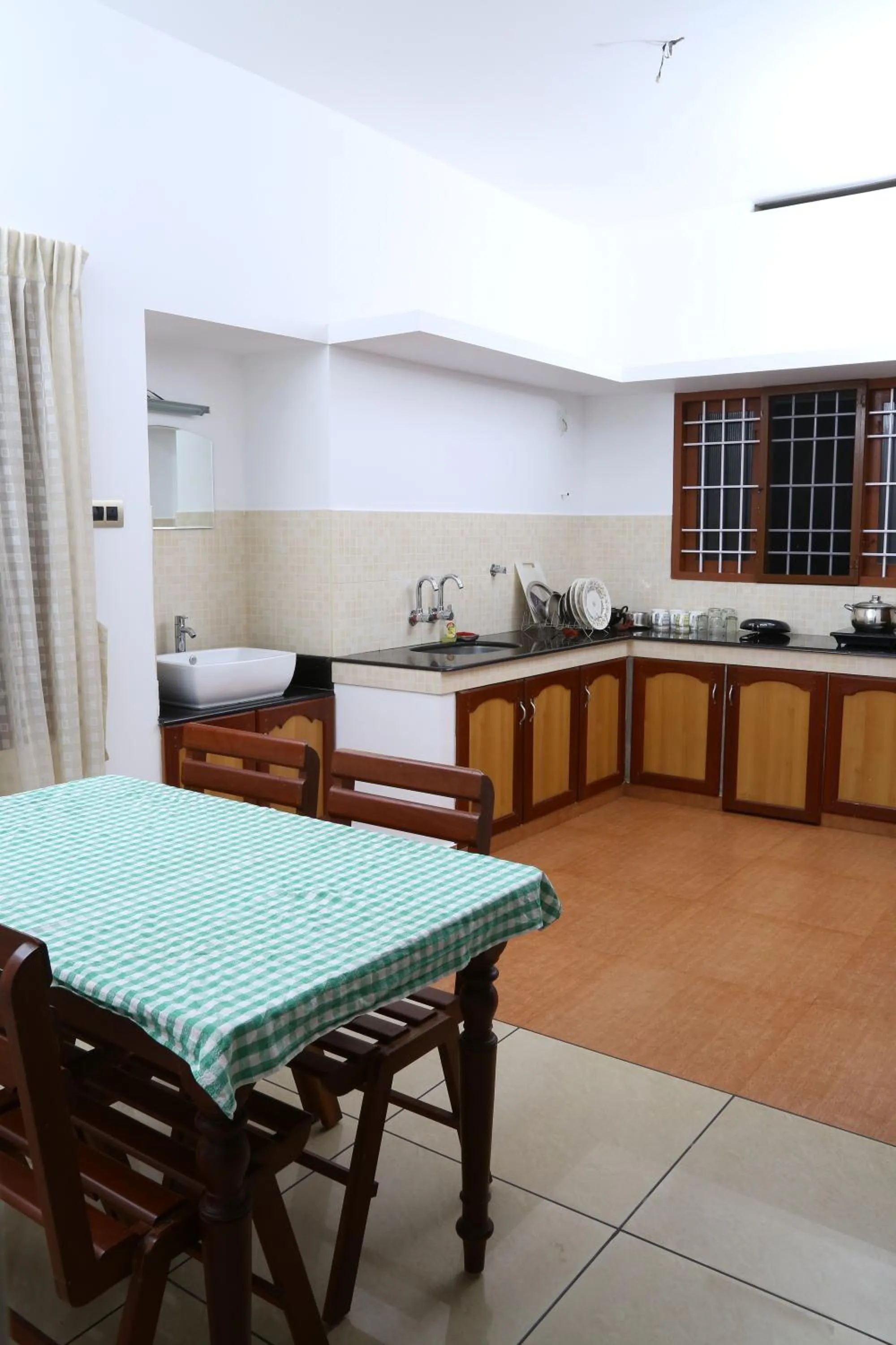 Standard Double Room with Fan in kevins Placid Homestay