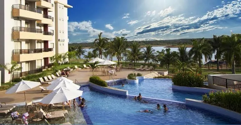 Garden view in Marina Flat & Náutica