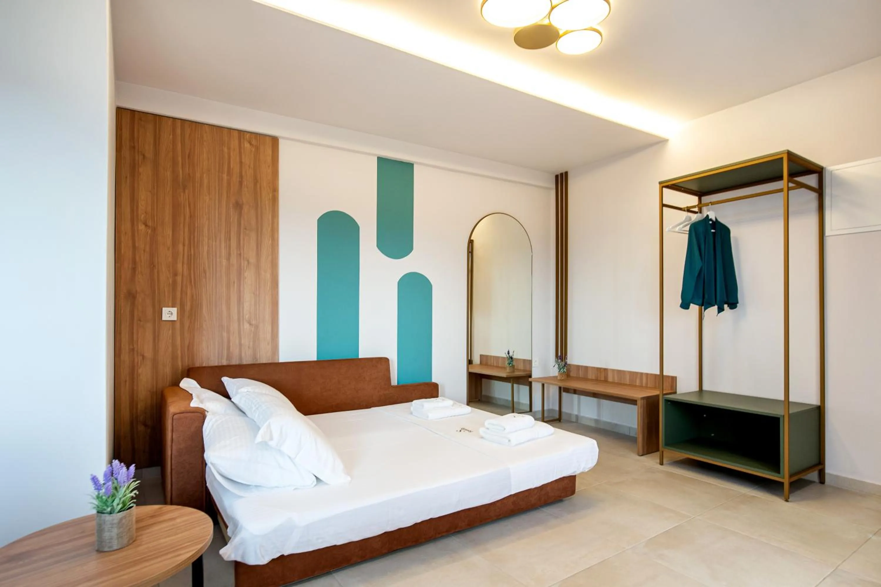 SerèNova Luxury Suites