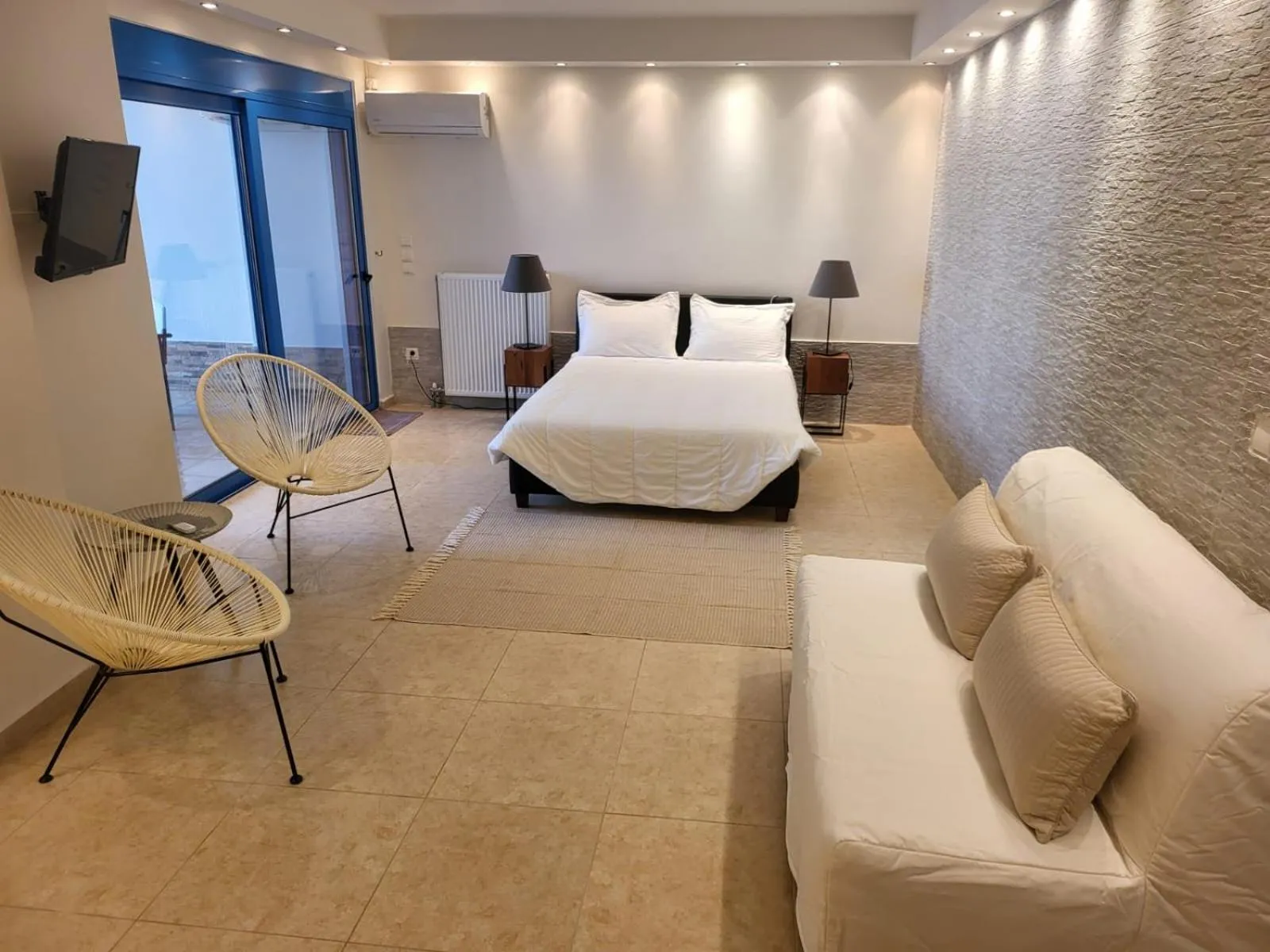 Bedroom, Bed in Villa Solaris