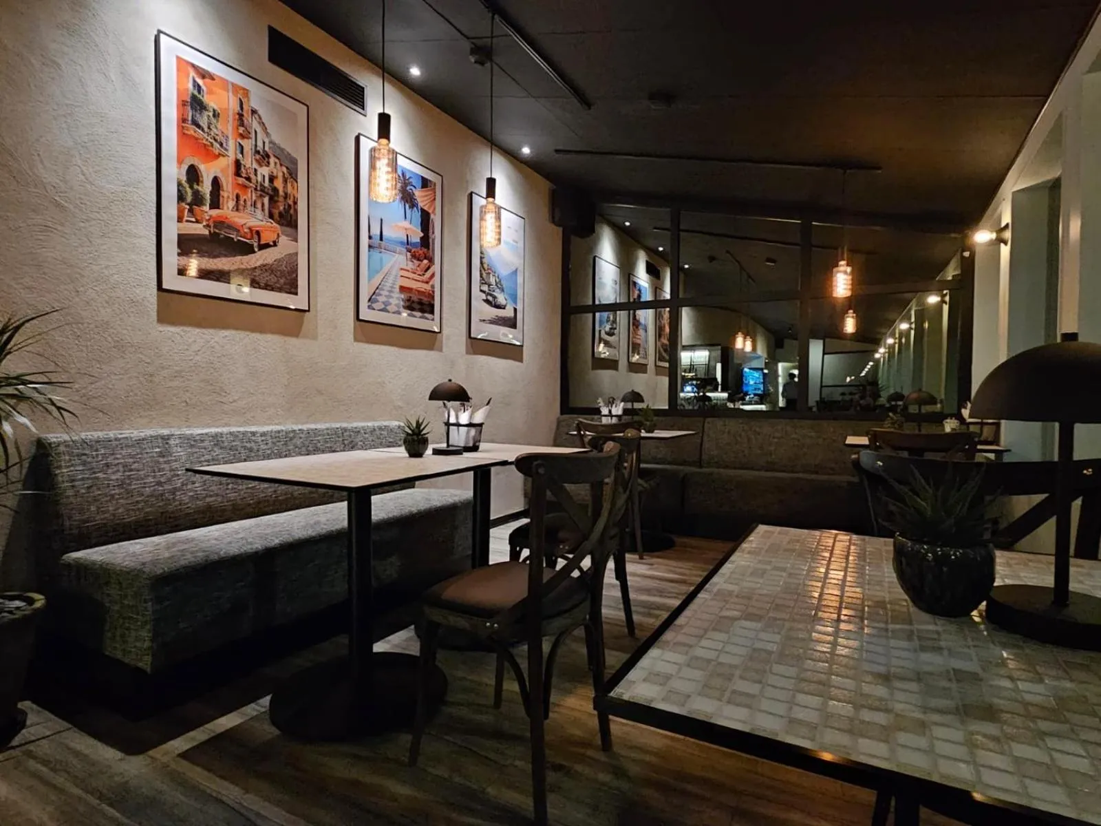 Restaurant/places to eat in Kallhällsbaden Strandhotell