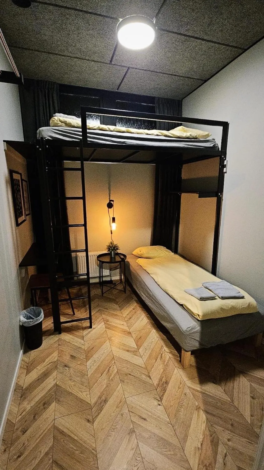 Photo of the whole room, Bed in Kallhällsbaden Strandhotell