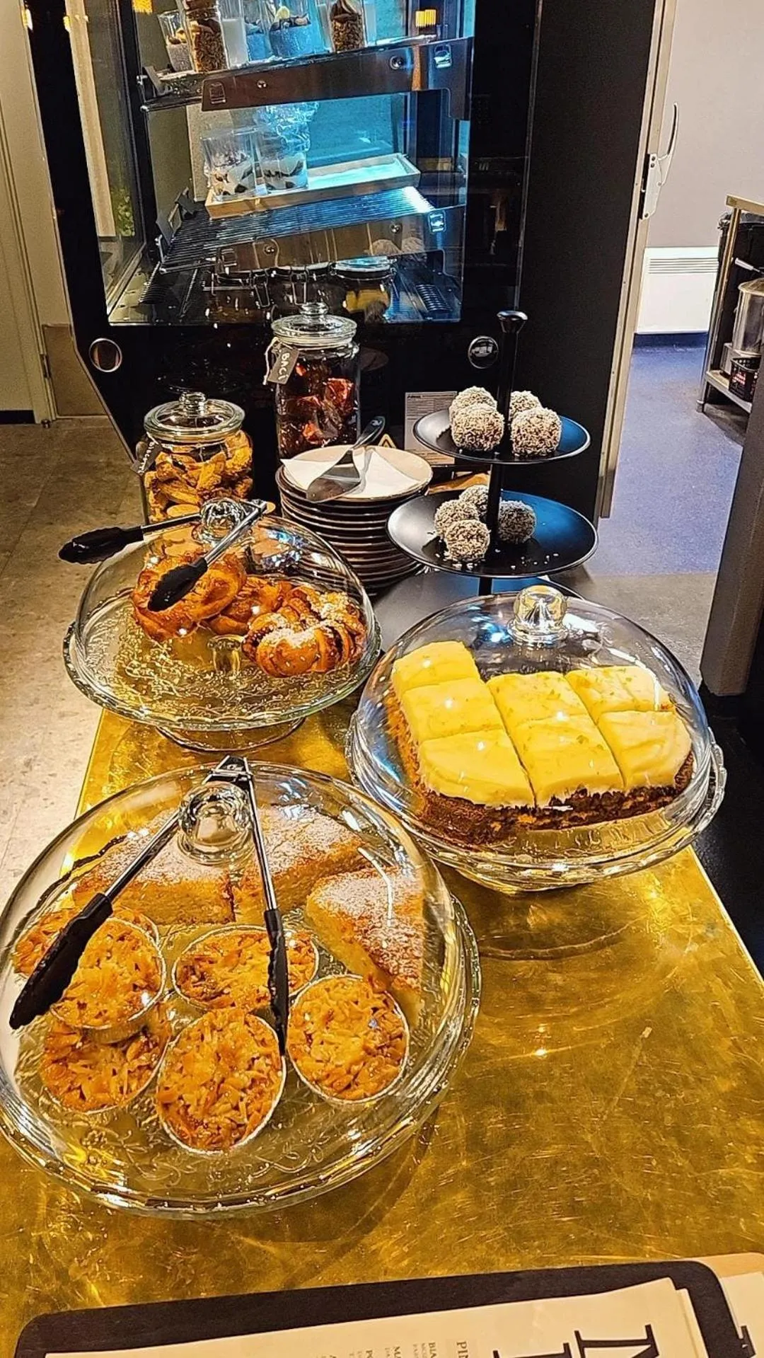 Food and drinks in Kallhällsbaden Strandhotell