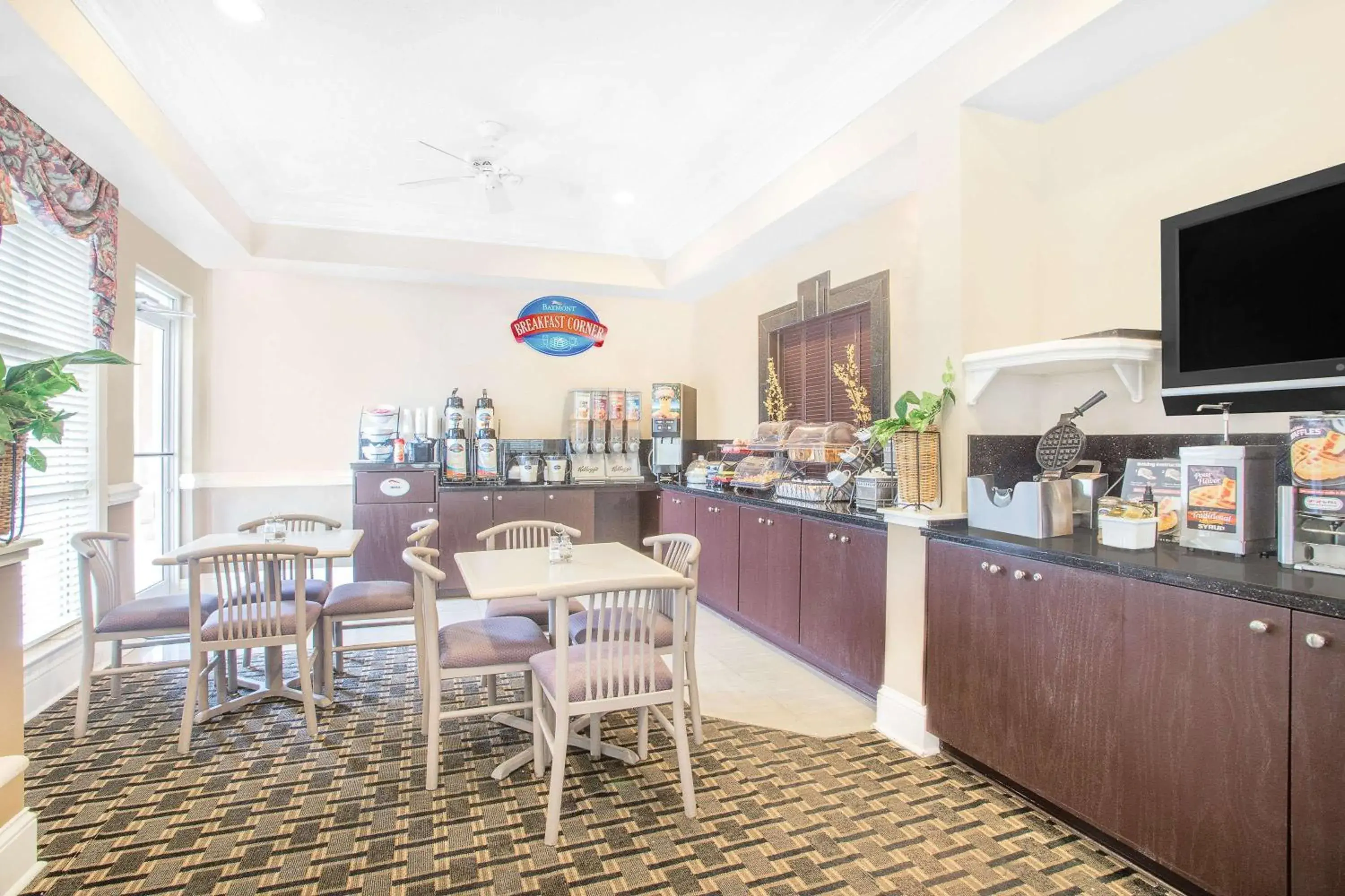 Restaurant/places to eat in Baymont by Wyndham Crestview Restaurant/places to eat in Baymont by Wyndham Crestview