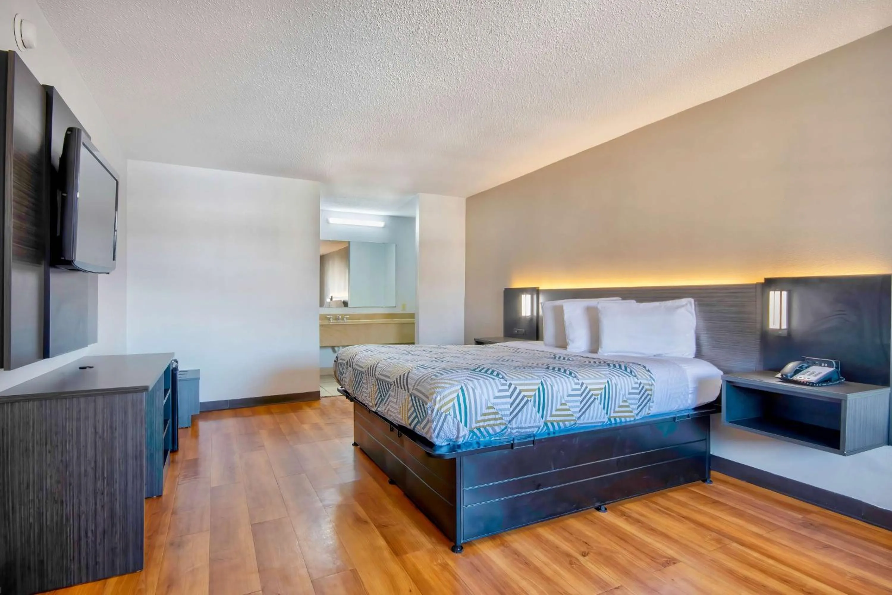 Bedroom, Bed in Motel 6 Bossier City, La