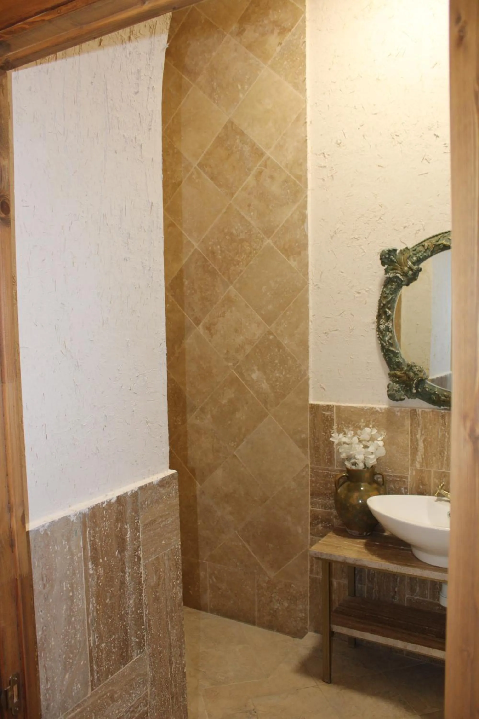 Otyak Plaza Hotel Airport Zvartnots EVN