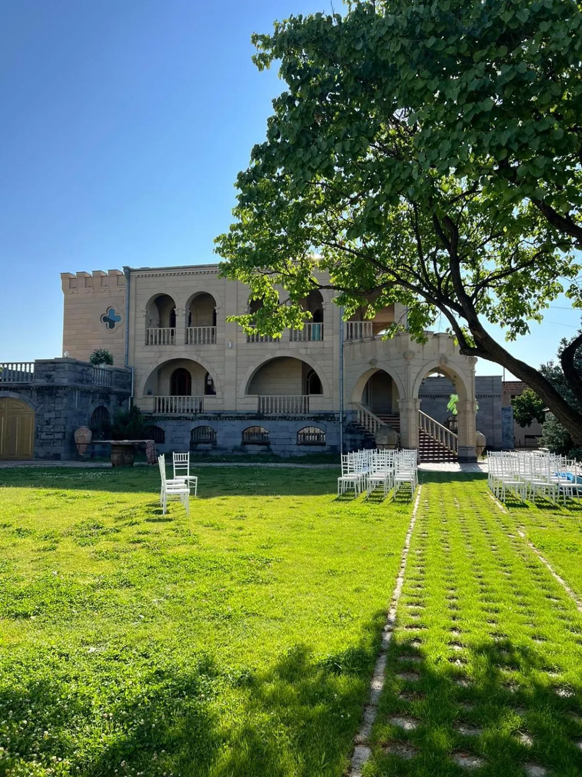 Otyak Plaza Hotel Airport Zvartnots EVN