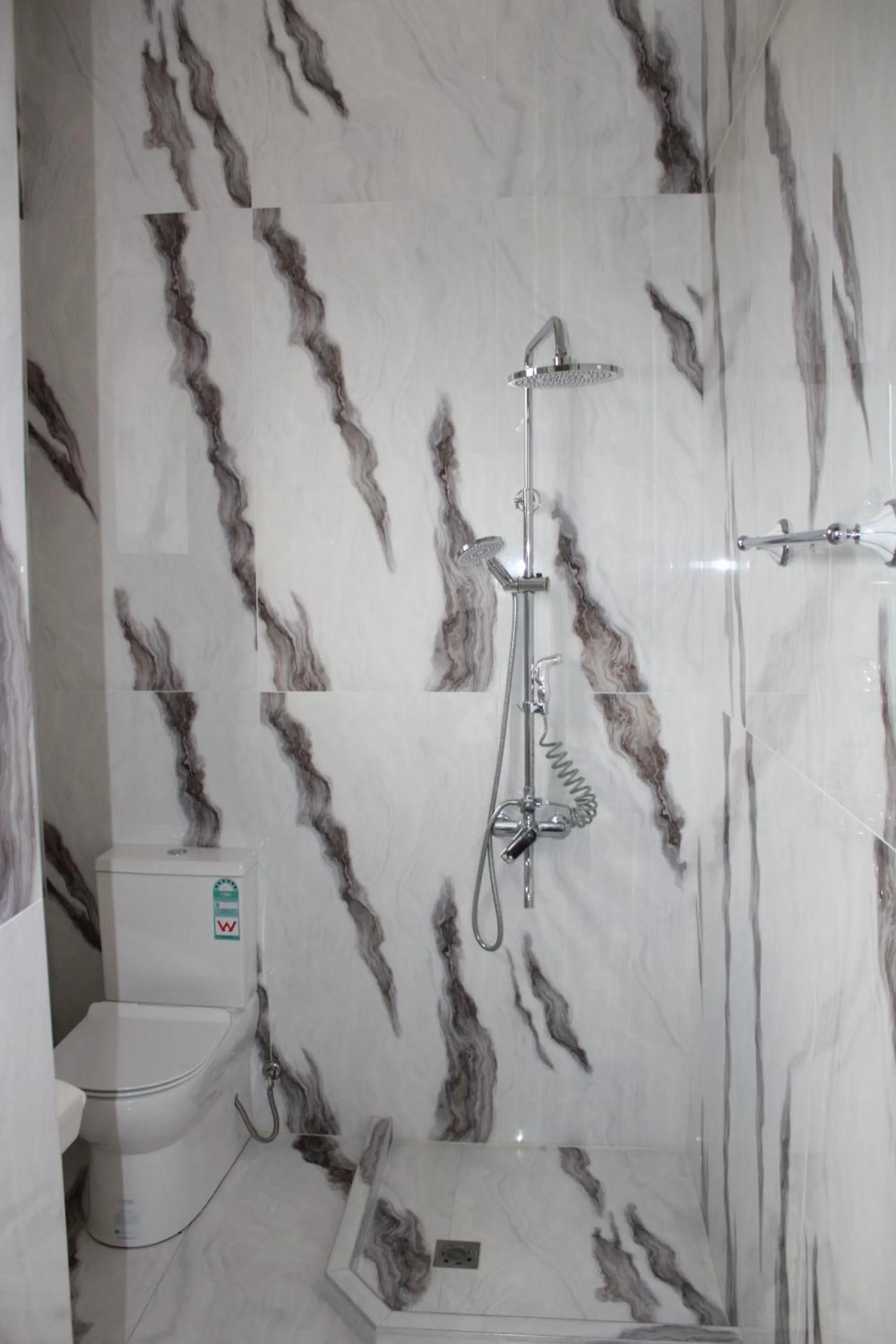 Otyak Plaza Hotel Airport Zvartnots EVN