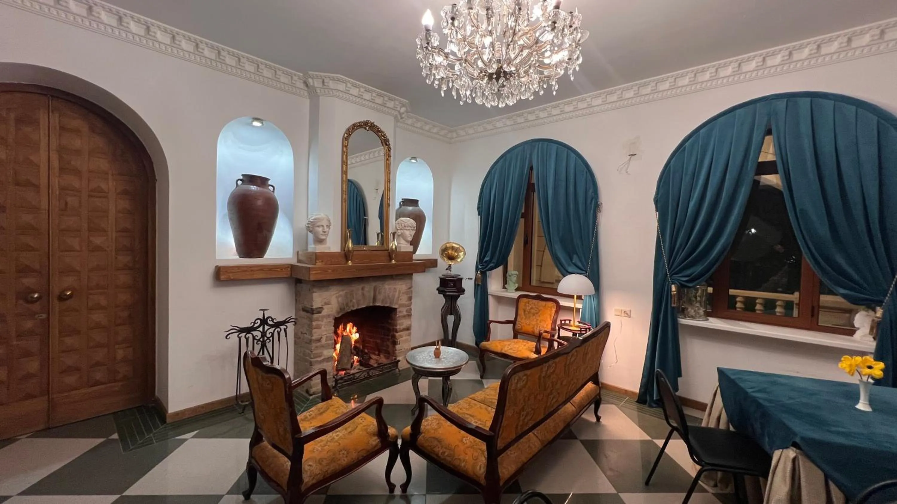 Otyak Plaza Hotel Airport Zvartnots EVN