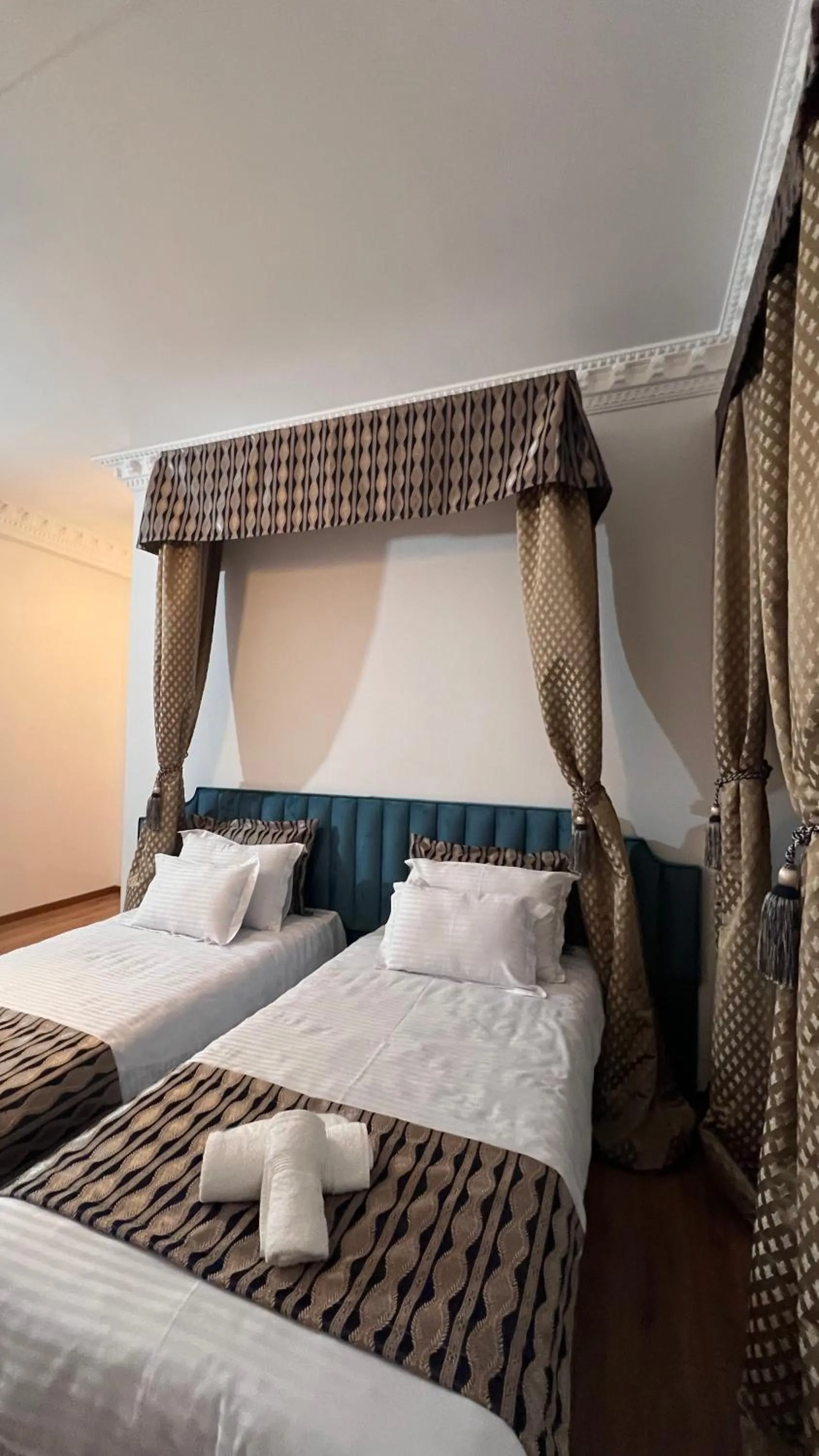 Bed in Otyak Plaza Hotel Airport Zvartnots EVN