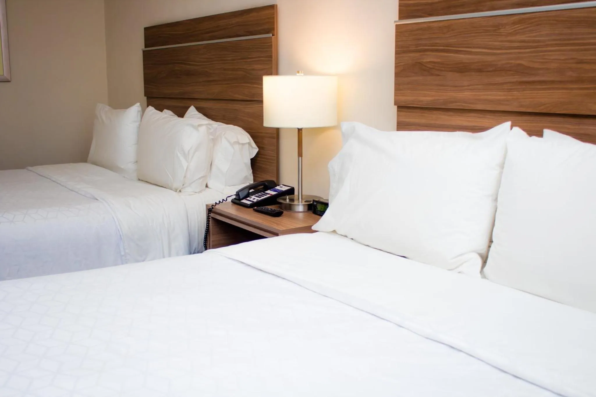Photo of the whole room, Bed in Holiday Inn Express Culiacan by IHG