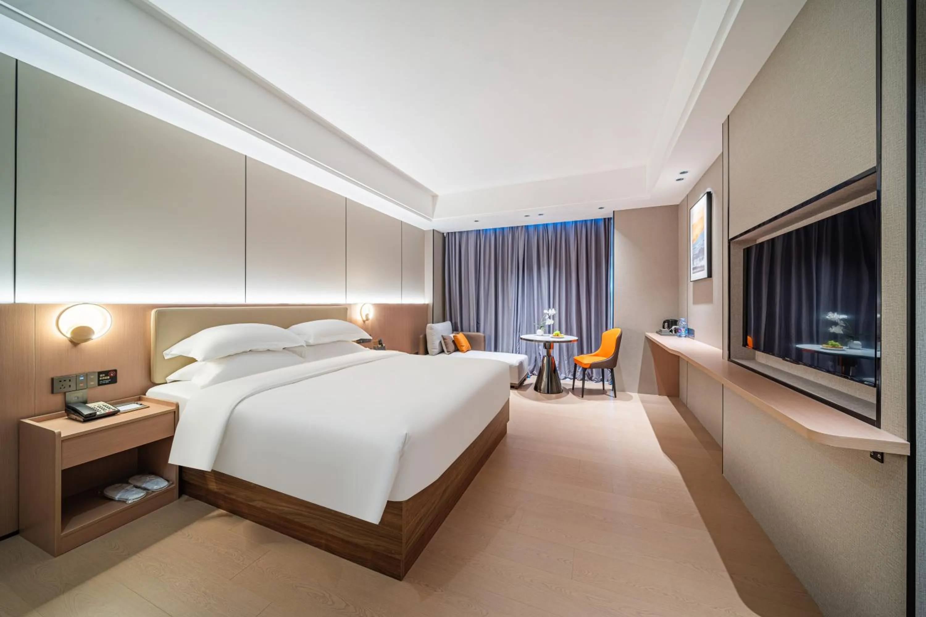 Photo of the whole room, Bed in Poltton Century Hotel Yangjiang Jinshan Road