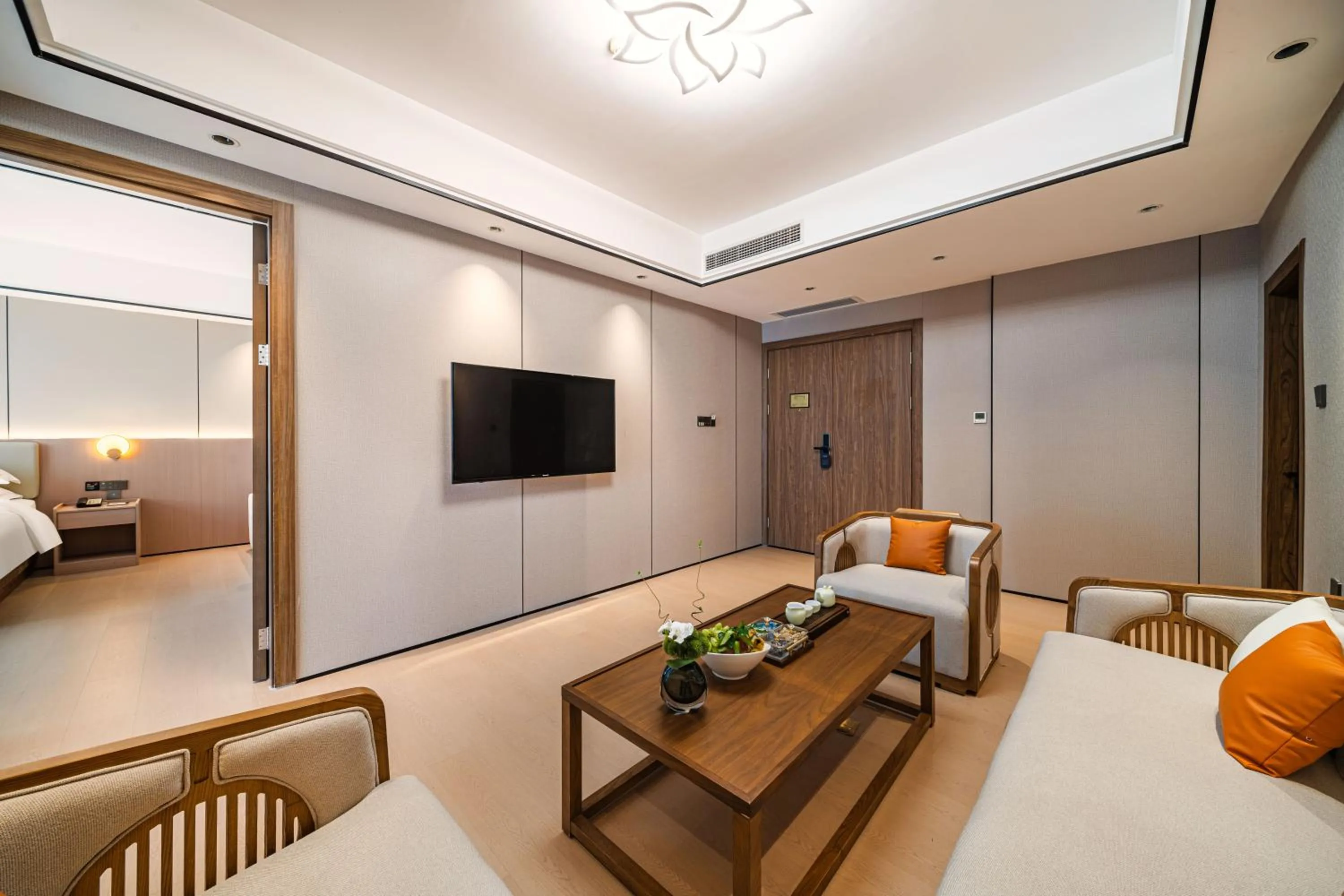 TV and multimedia, Bed in Poltton Century Hotel Yangjiang Jinshan Road