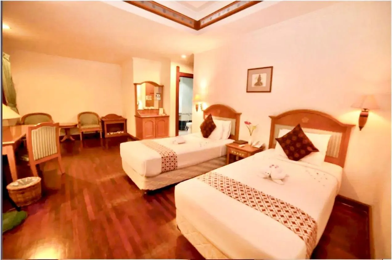 Bedroom, Bed in Kresna Hotel