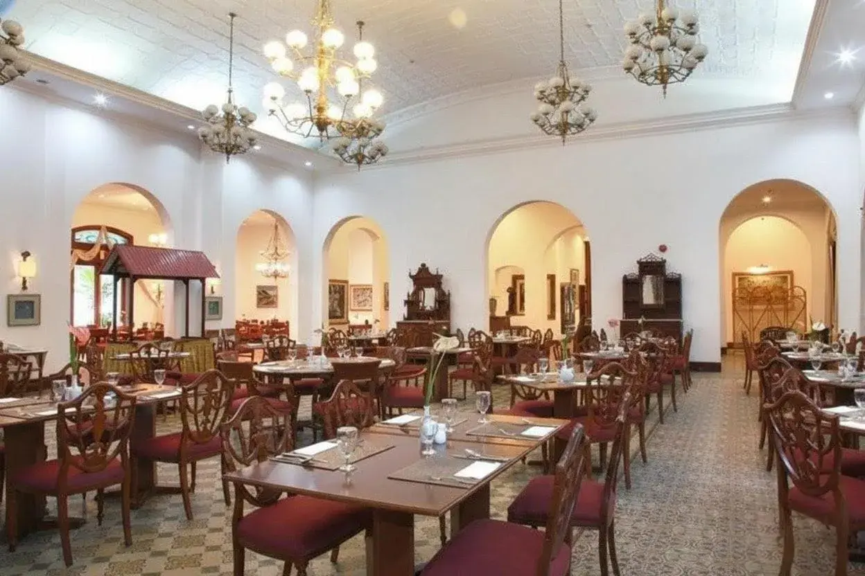 Restaurant/places to eat in Kresna Hotel Restaurant/places to eat in Kresna Hotel