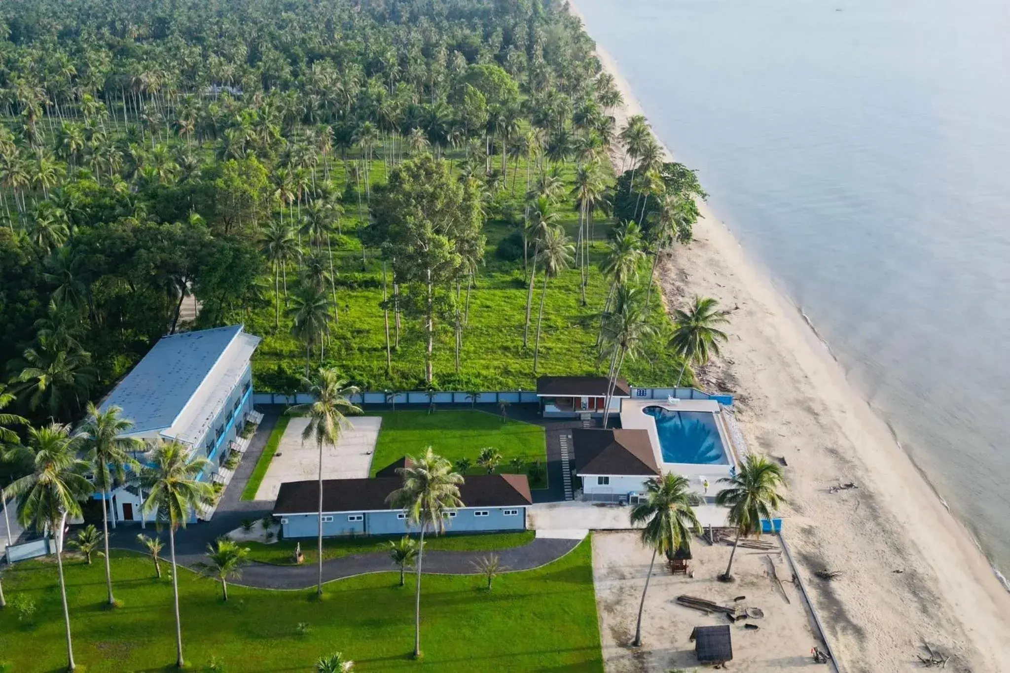 Property building in Reboot Beach Resort, Restaurant, and Coffee Shop Property building in Reboot Beach Resort, Restaurant, and Coffee Shop