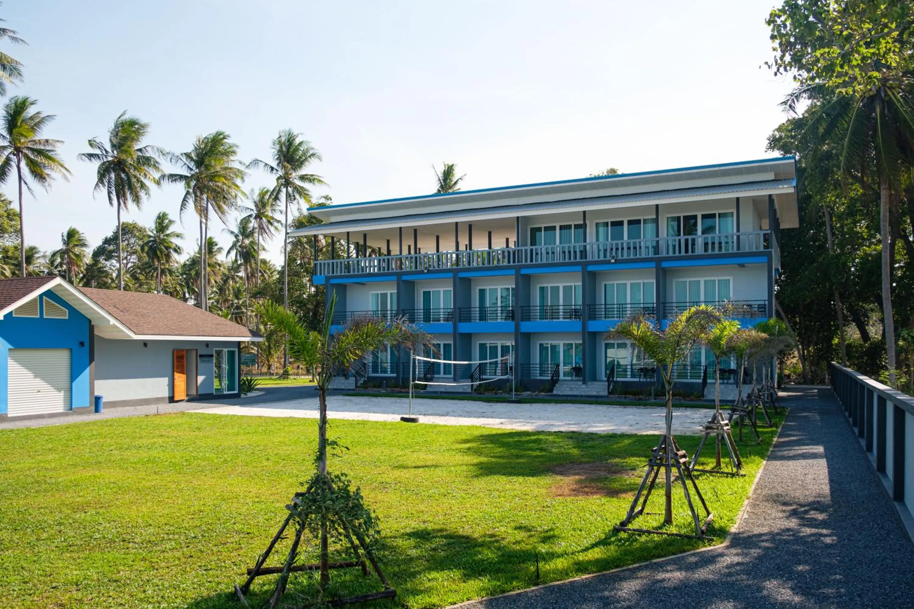 Garden in Reboot Retreat Beach Resort, Restaurant, and Coffee Shop