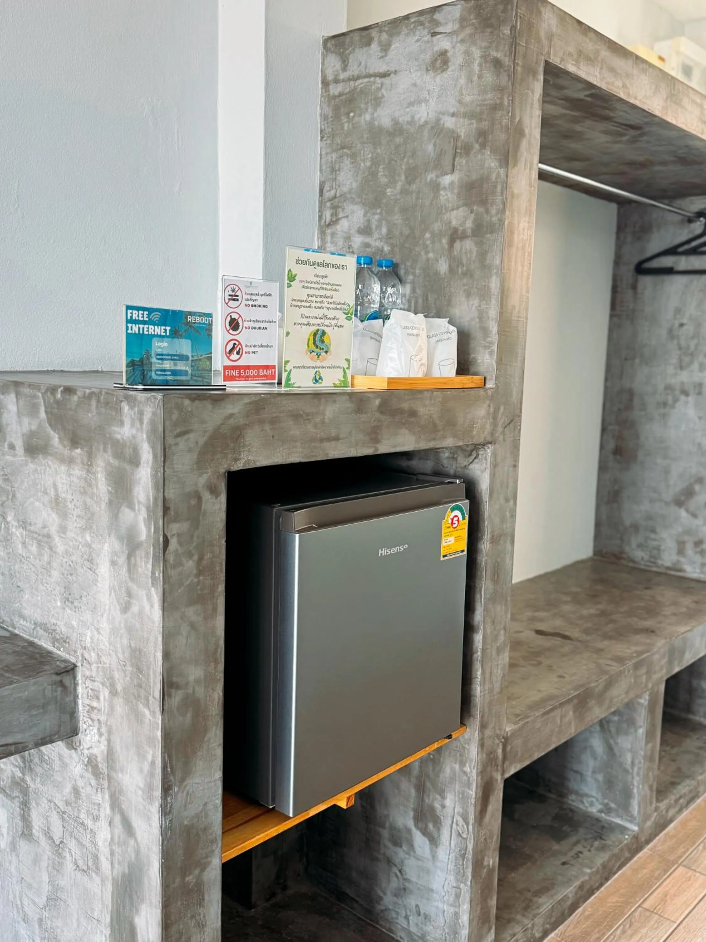 Reboot Retreat Beach Resort, Restaurant, and Coffee Shop