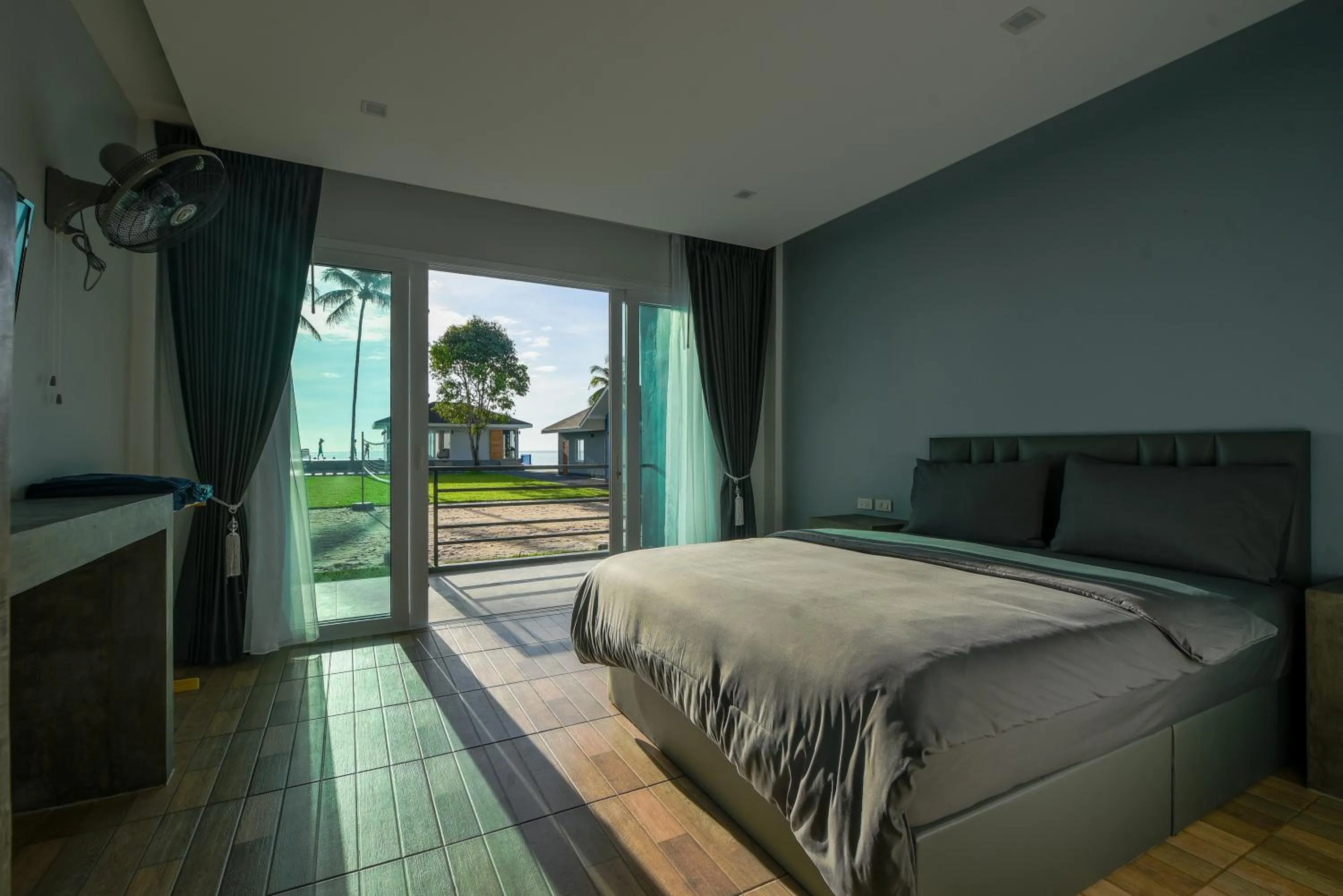 Bed in Reboot Retreat Beach Resort, Restaurant, and Coffee Shop