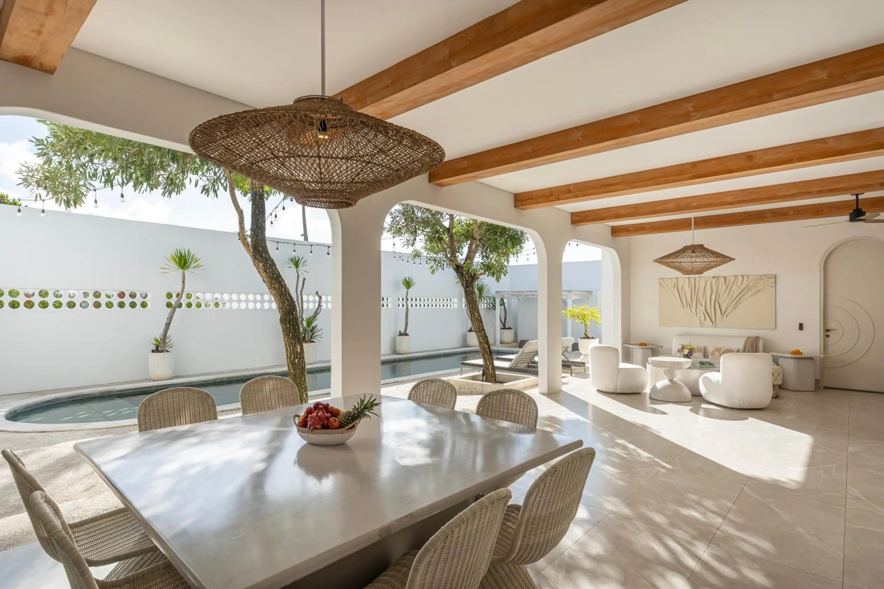 Luxury 5BR Private Pool Villa for Groups in Canggu