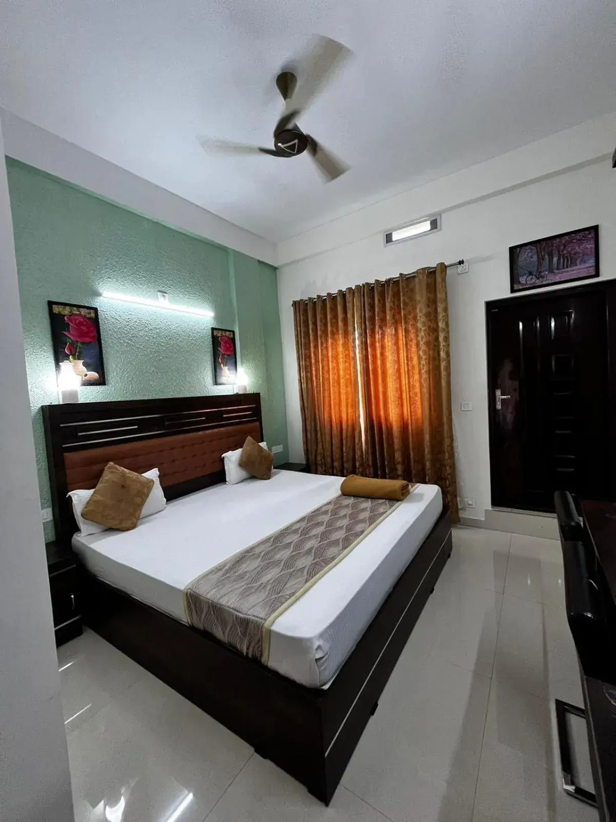 Deluxe Room in The Svarga Munnar Hill View resort Deluxe Room in The Svarga Munnar Hill View resort
