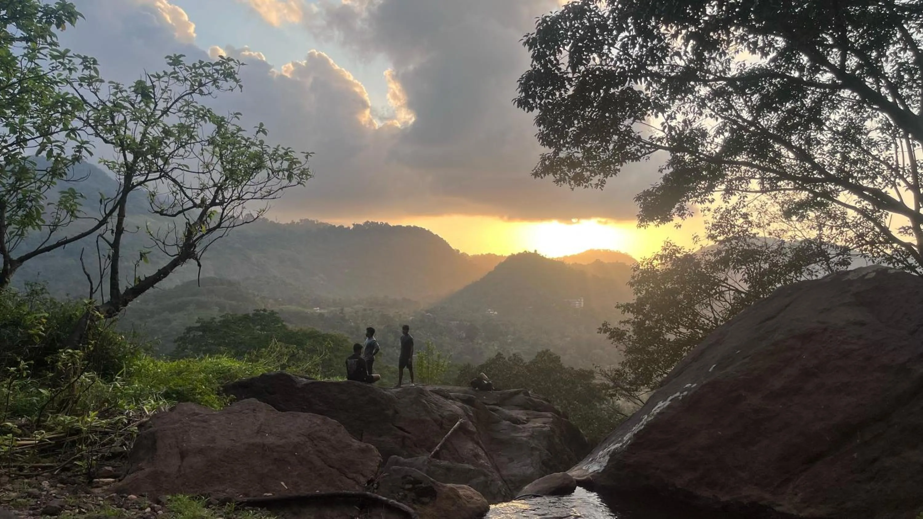 The Svarga Munnar Hill View resort