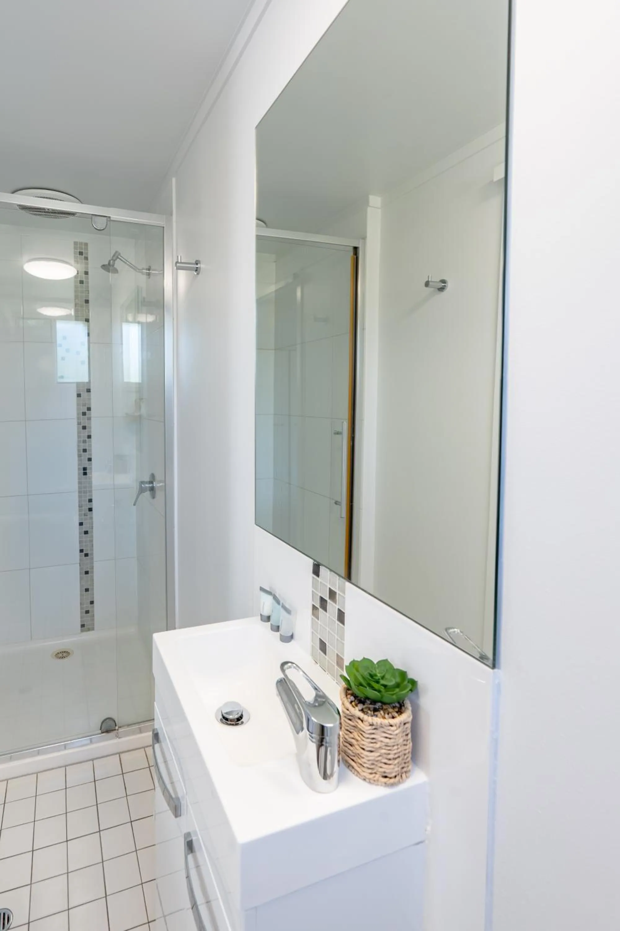 Shower in BIG4 Tasman Holiday Parks - Rowes Bay