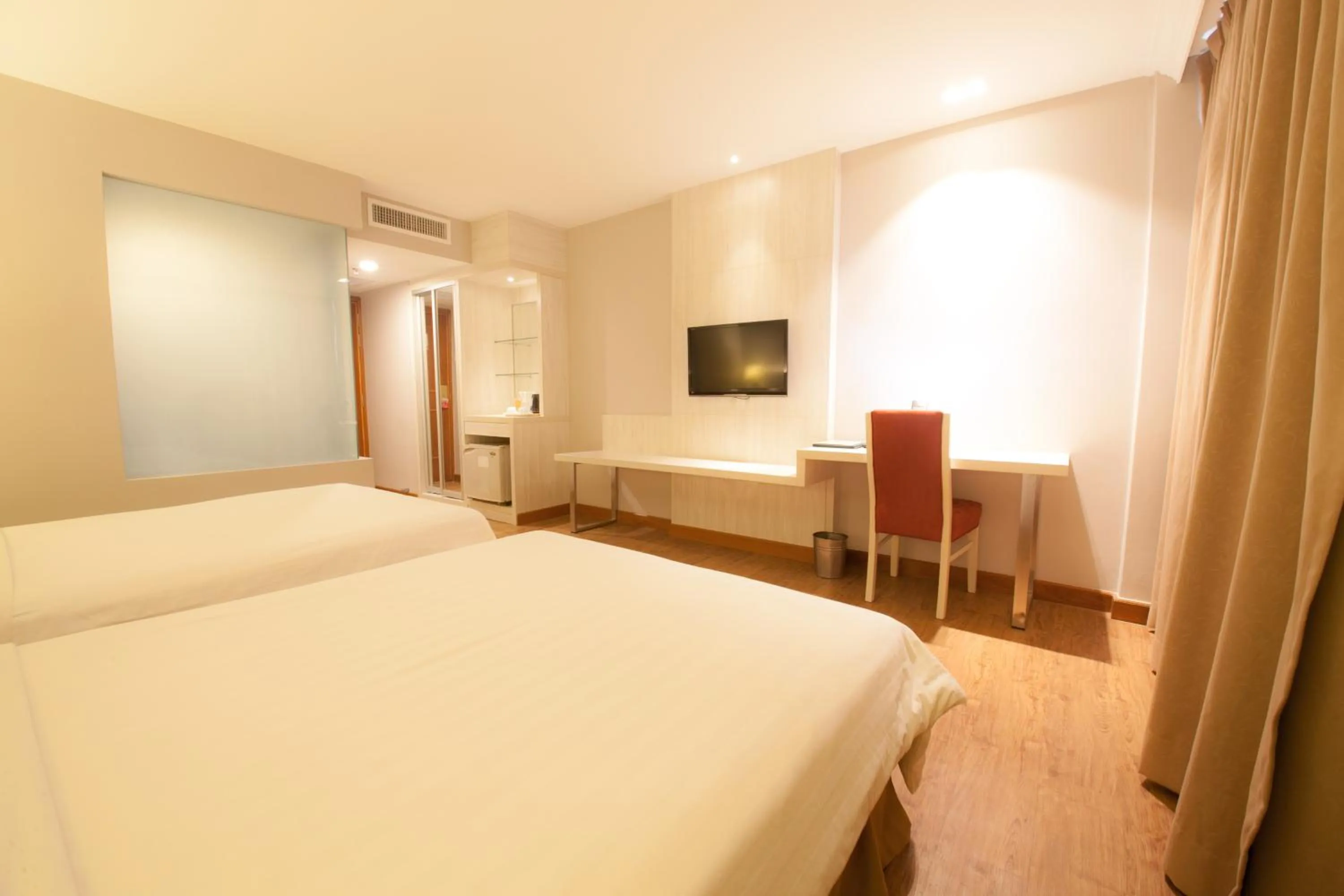 Bedroom, Bed in Hotel Malaysia