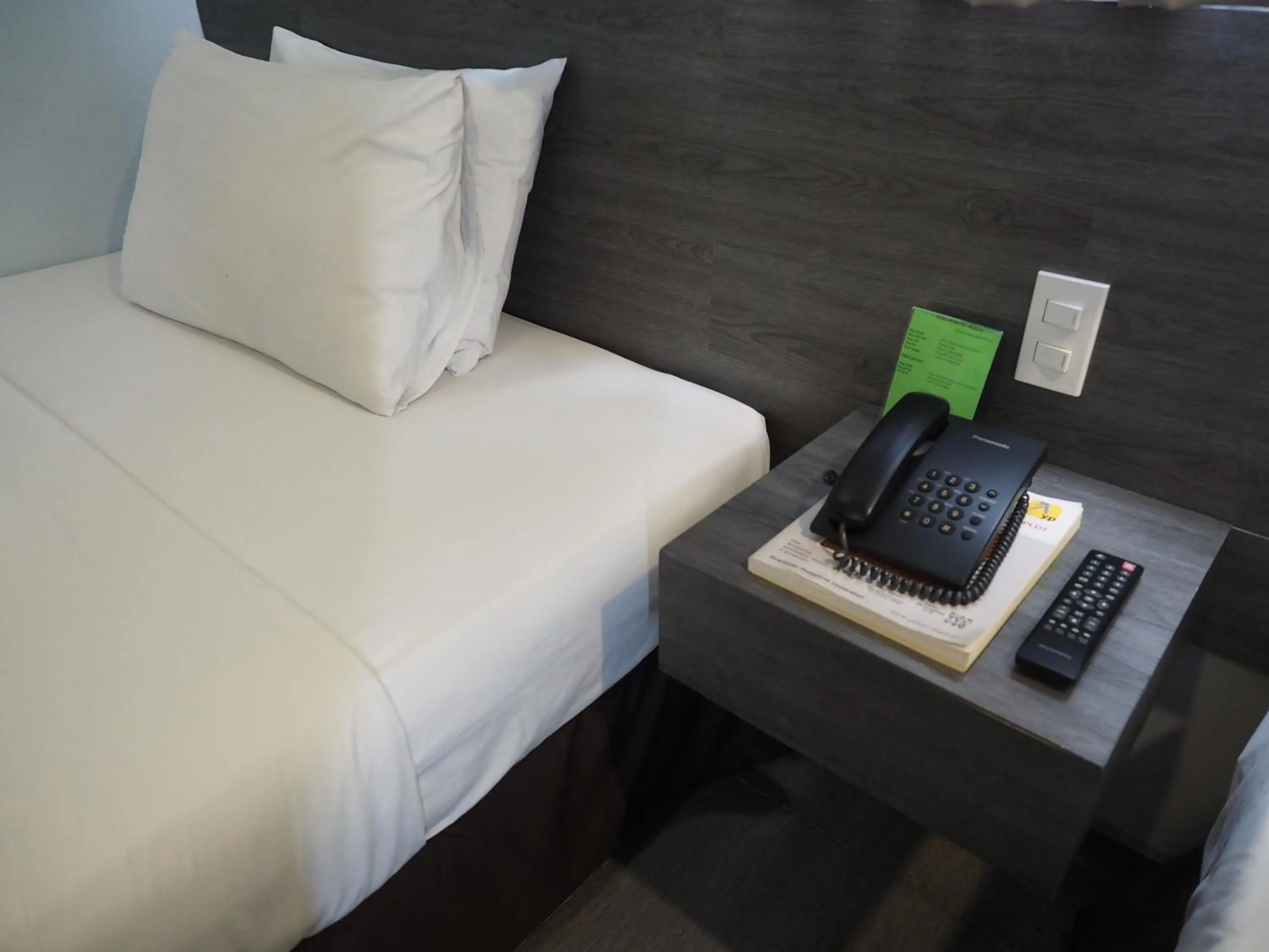 Decorative detail, Bed in Cebu R Hotel Mabolo