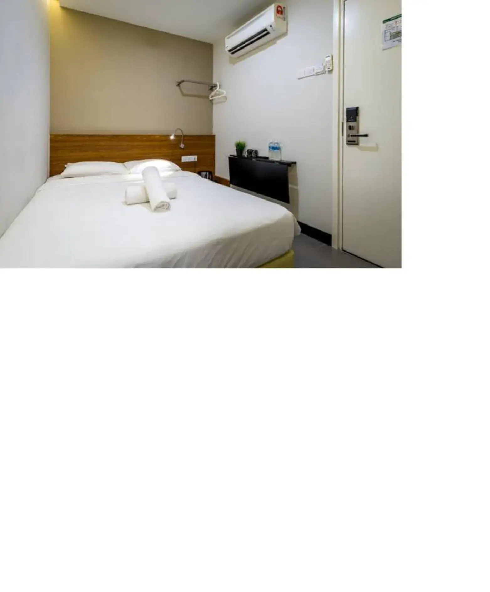 Bed in MAX Hotel Subang Jaya Bed in MAX Hotel Subang Jaya